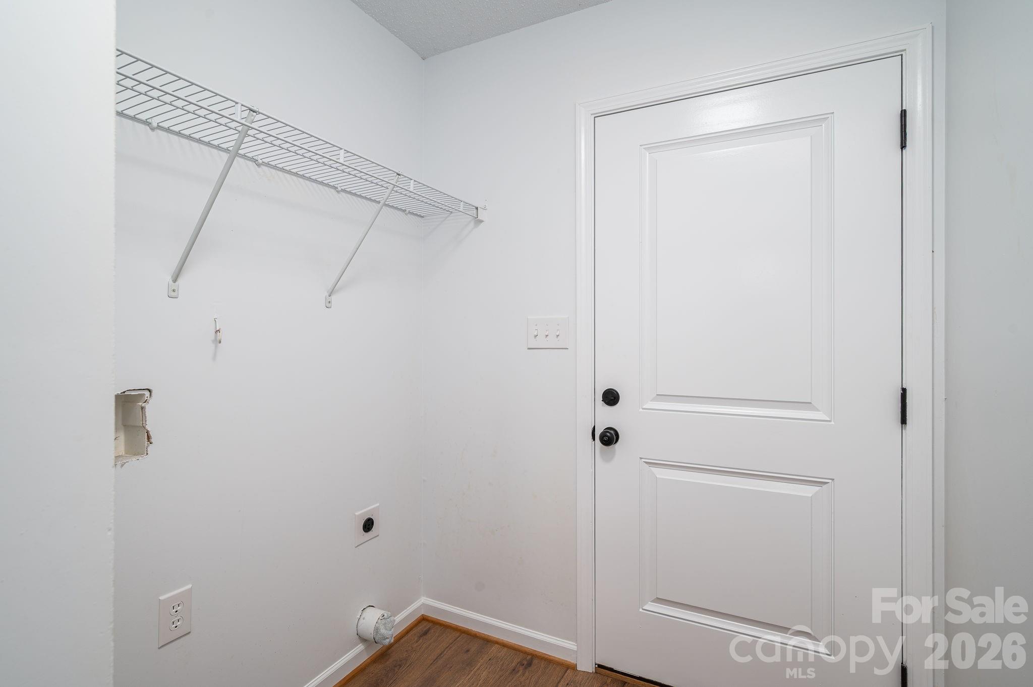 304 Springhill Lane — Maiden