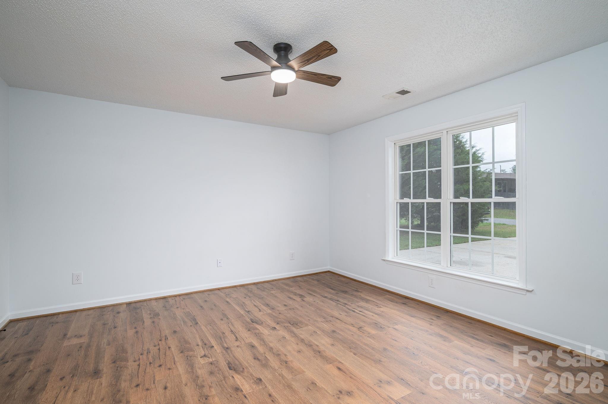 304 Springhill Lane — Maiden