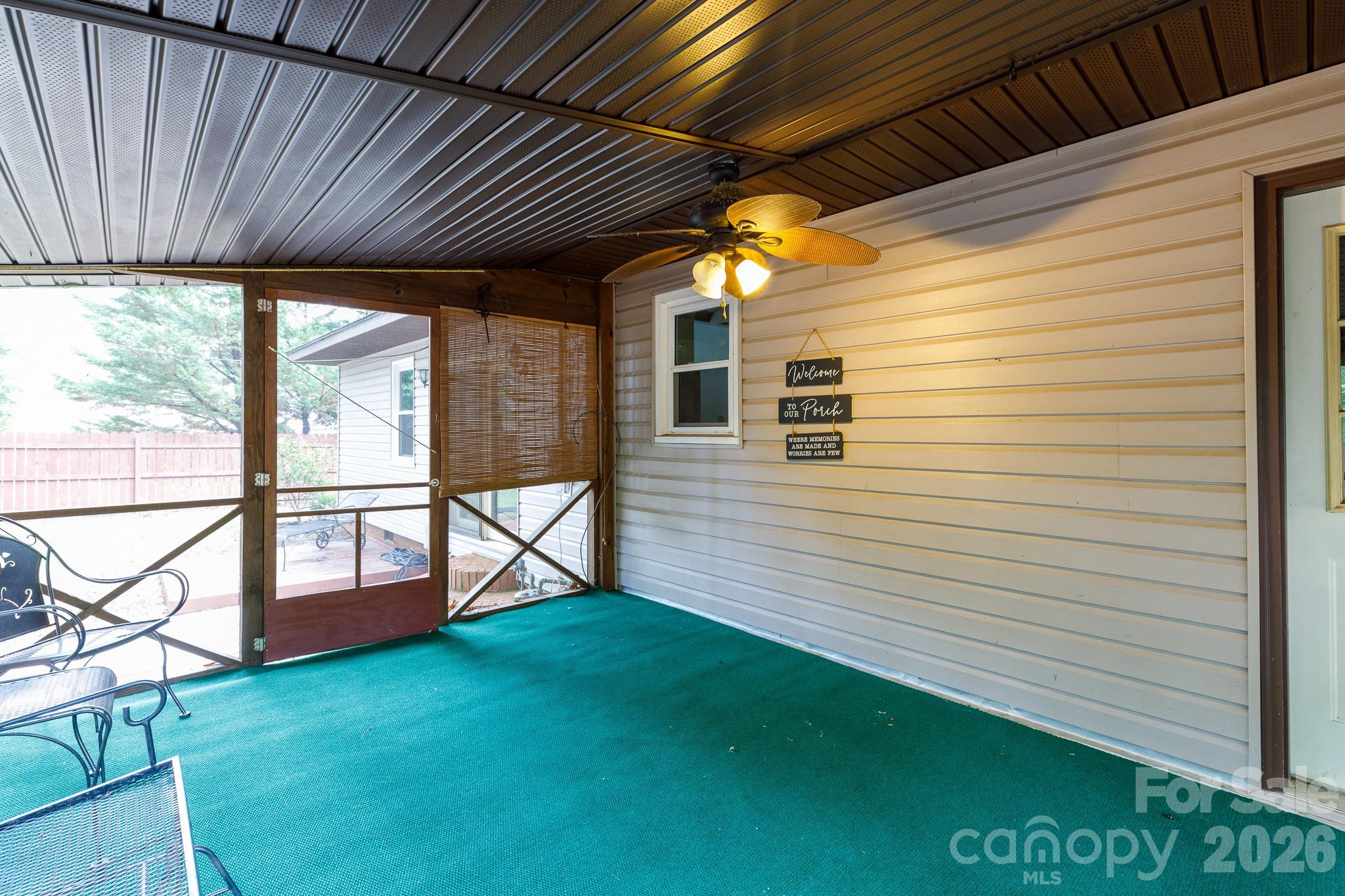 202 Woodlawn Drive — York