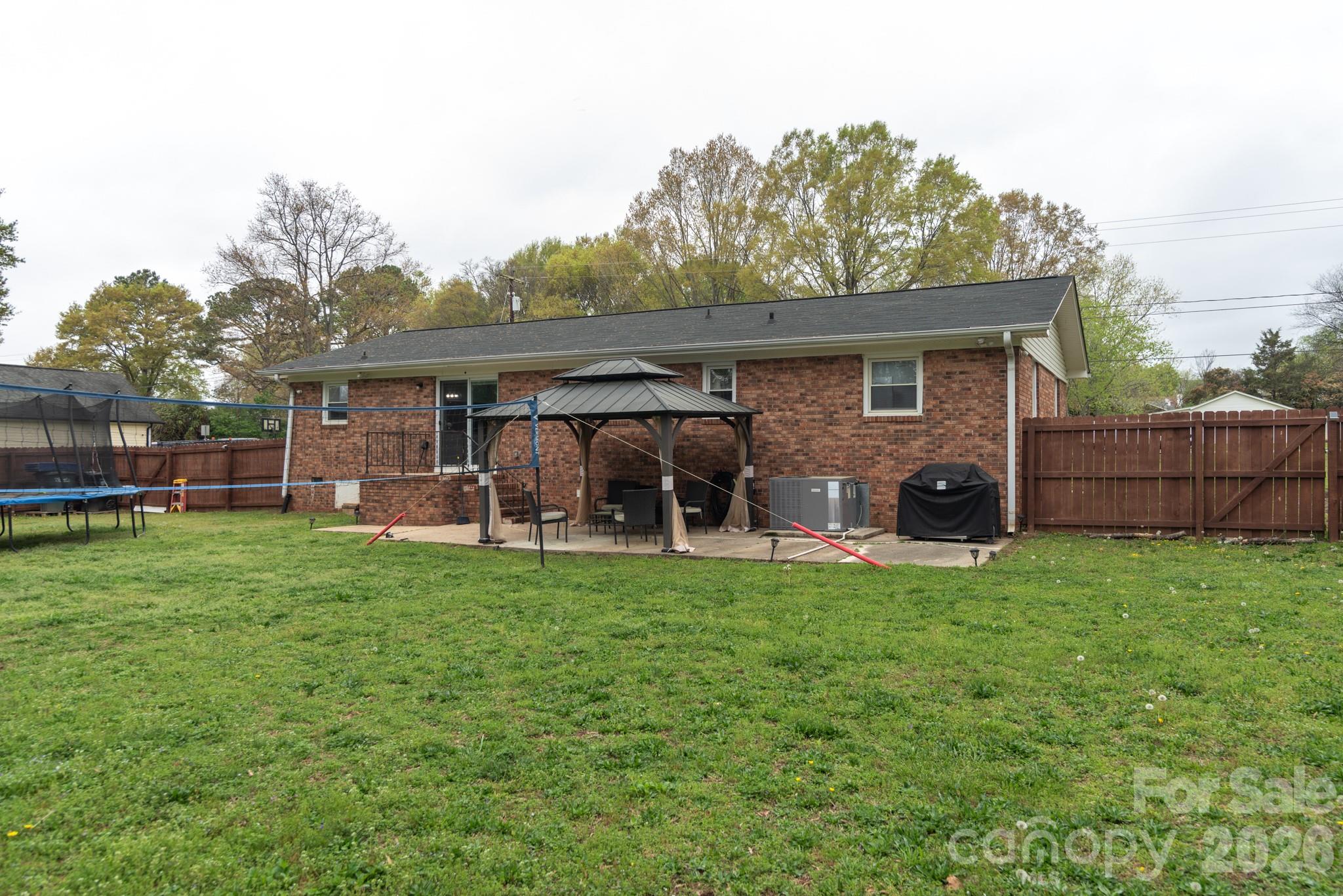 1121 Rembrandt Drive SW — Concord