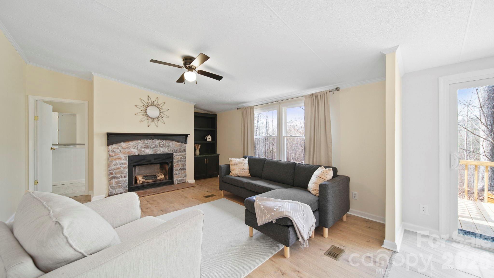 1320 Smith Woods Lane — Hickory Grove