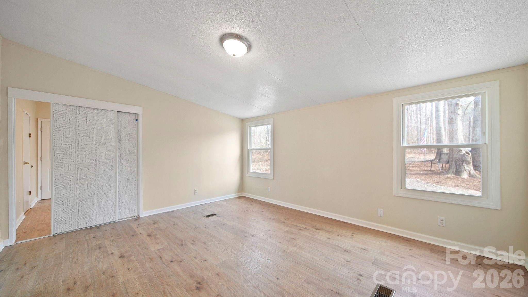 1320 Smith Woods Lane — Hickory Grove