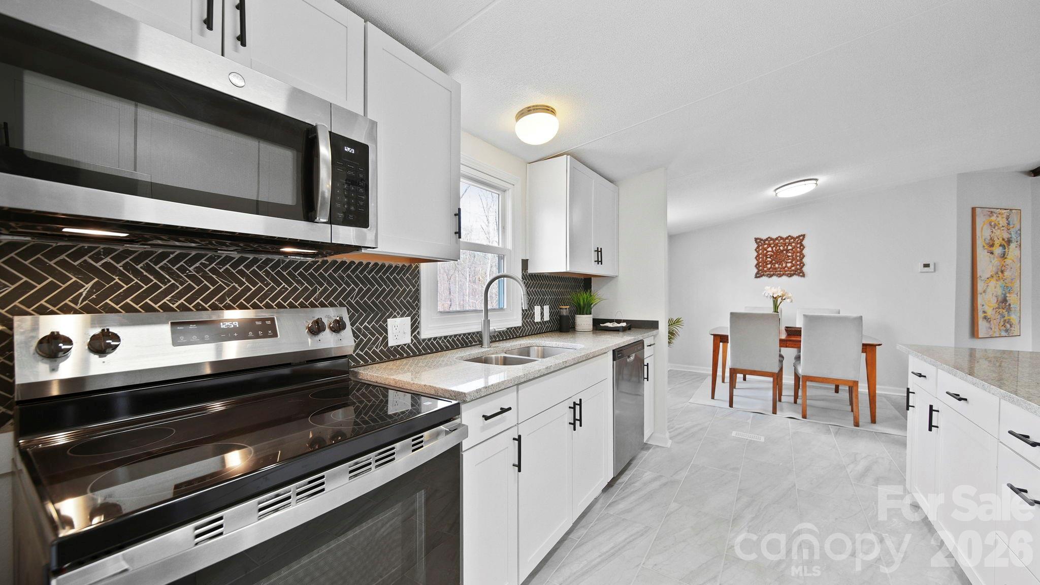 1320 Smith Woods Lane — Hickory Grove