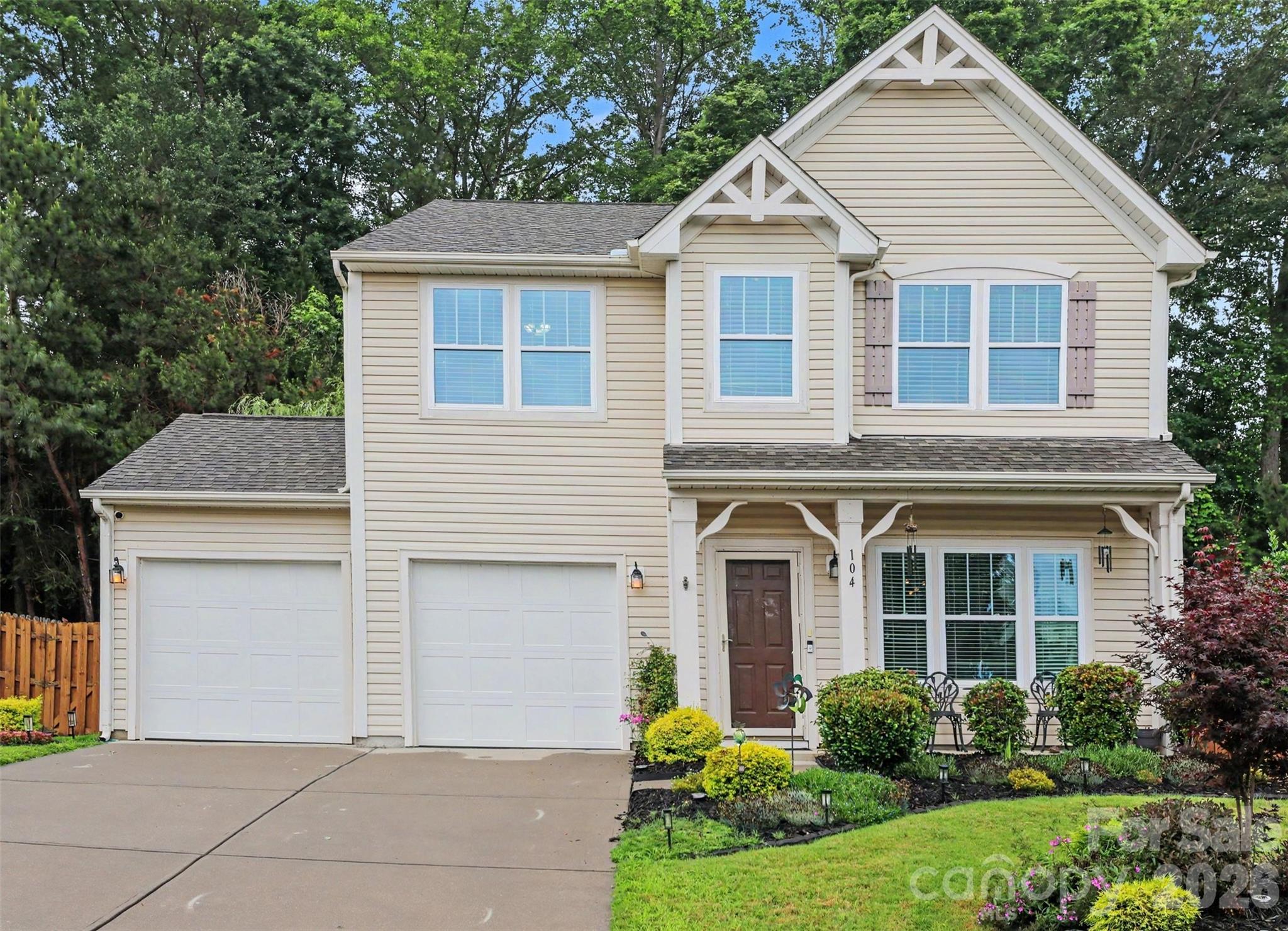 104 Isabella Court — Mount Holly
