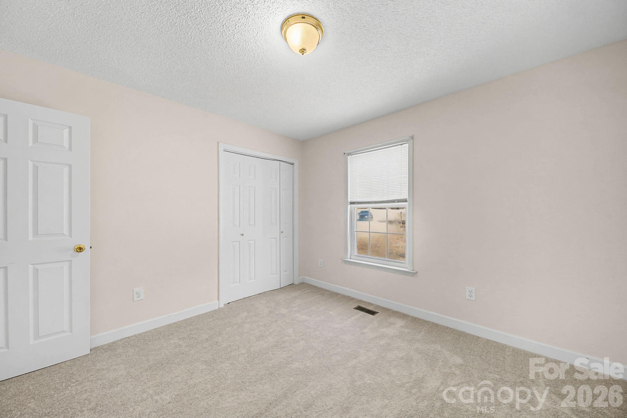 865 N Highway 161 Highway — Clover