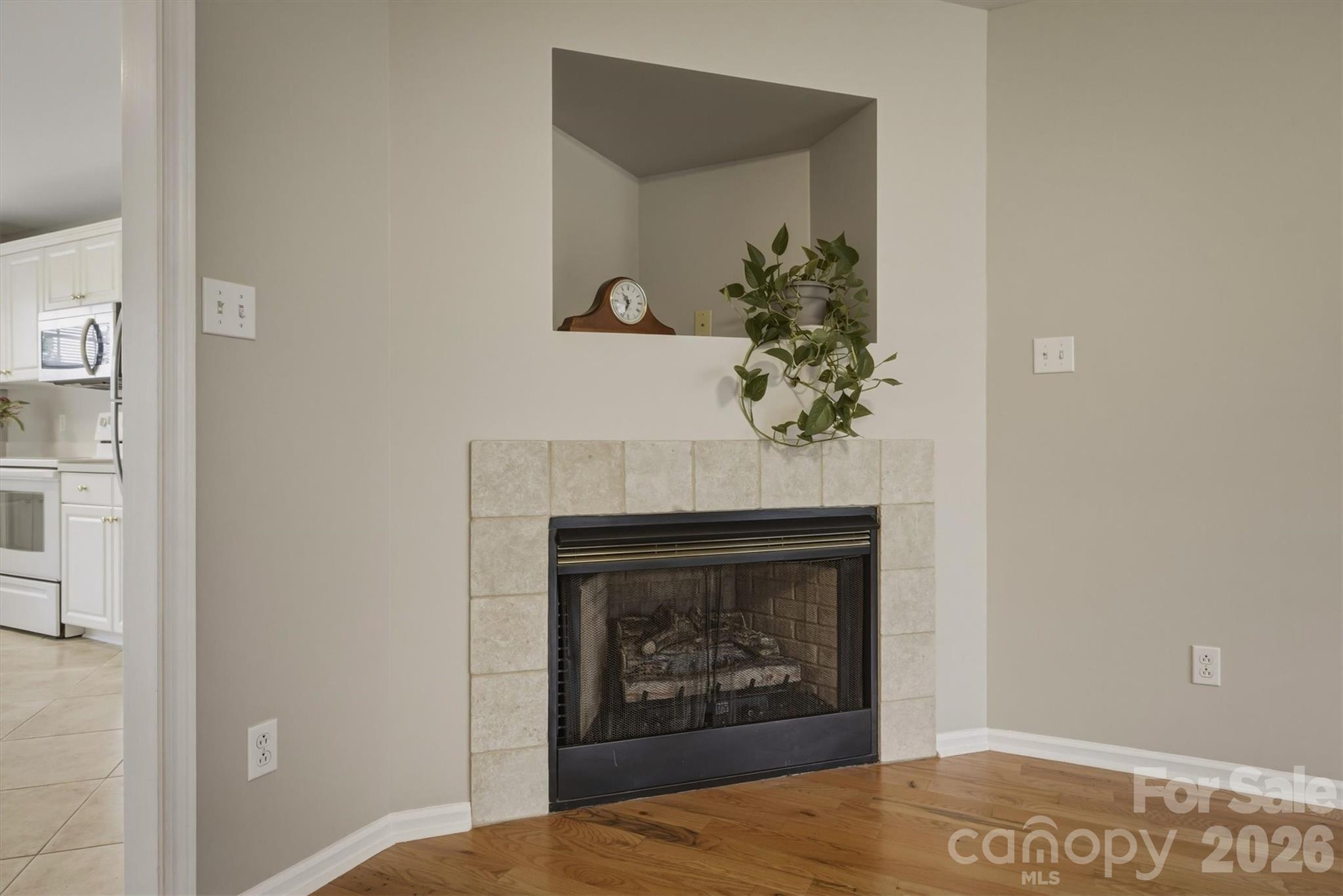 2523 26th Avenue NE — Hickory