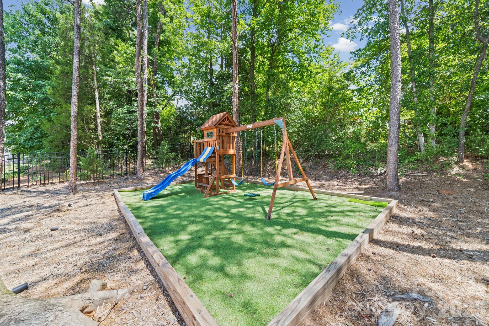 163 Monteray Oaks Circle — Fort Mill