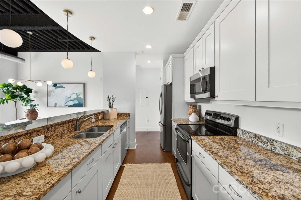 2338 Yadkin Avenue #502 — Charlotte