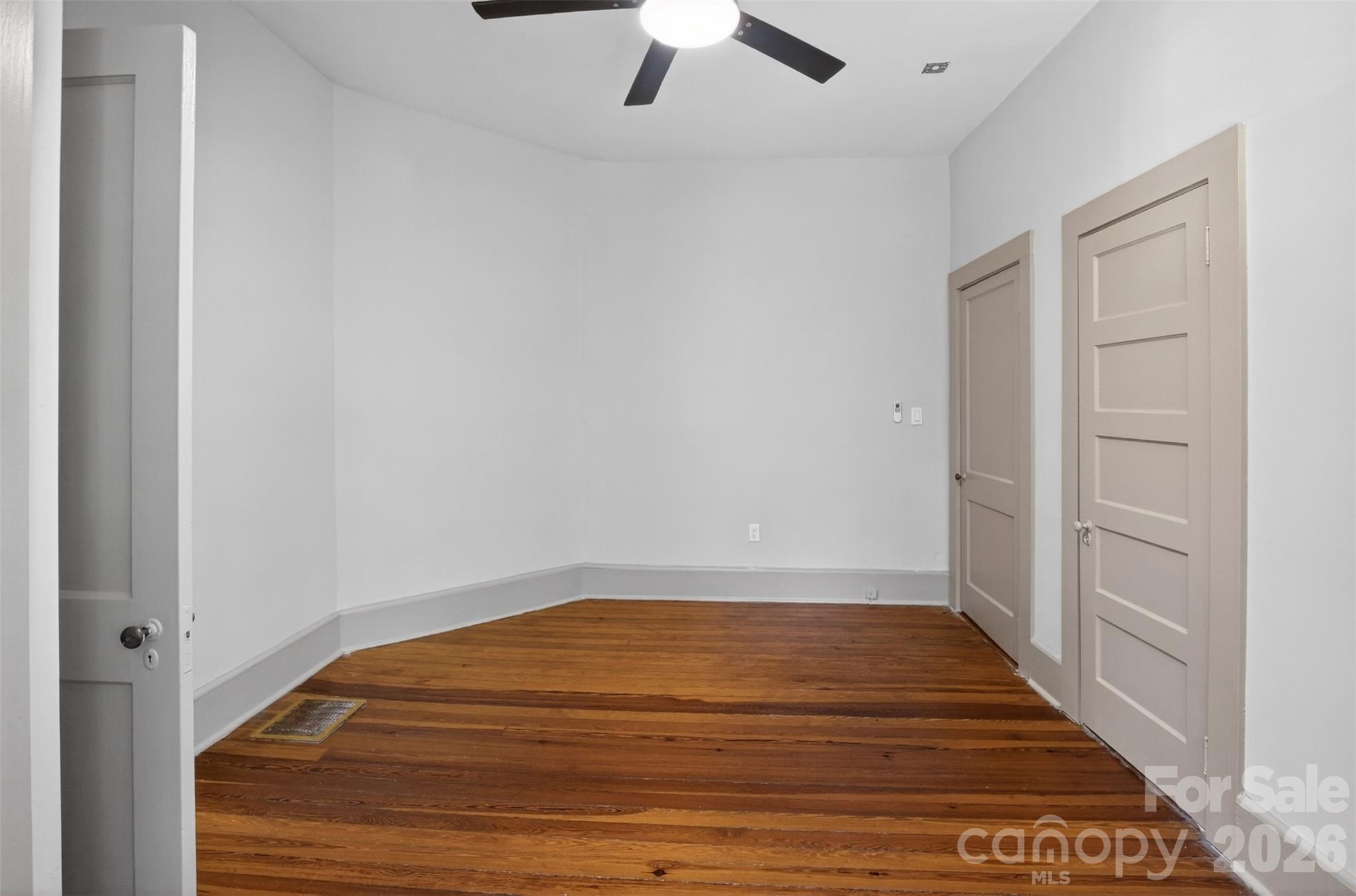 32 Pinecrest Avenue — Great Falls