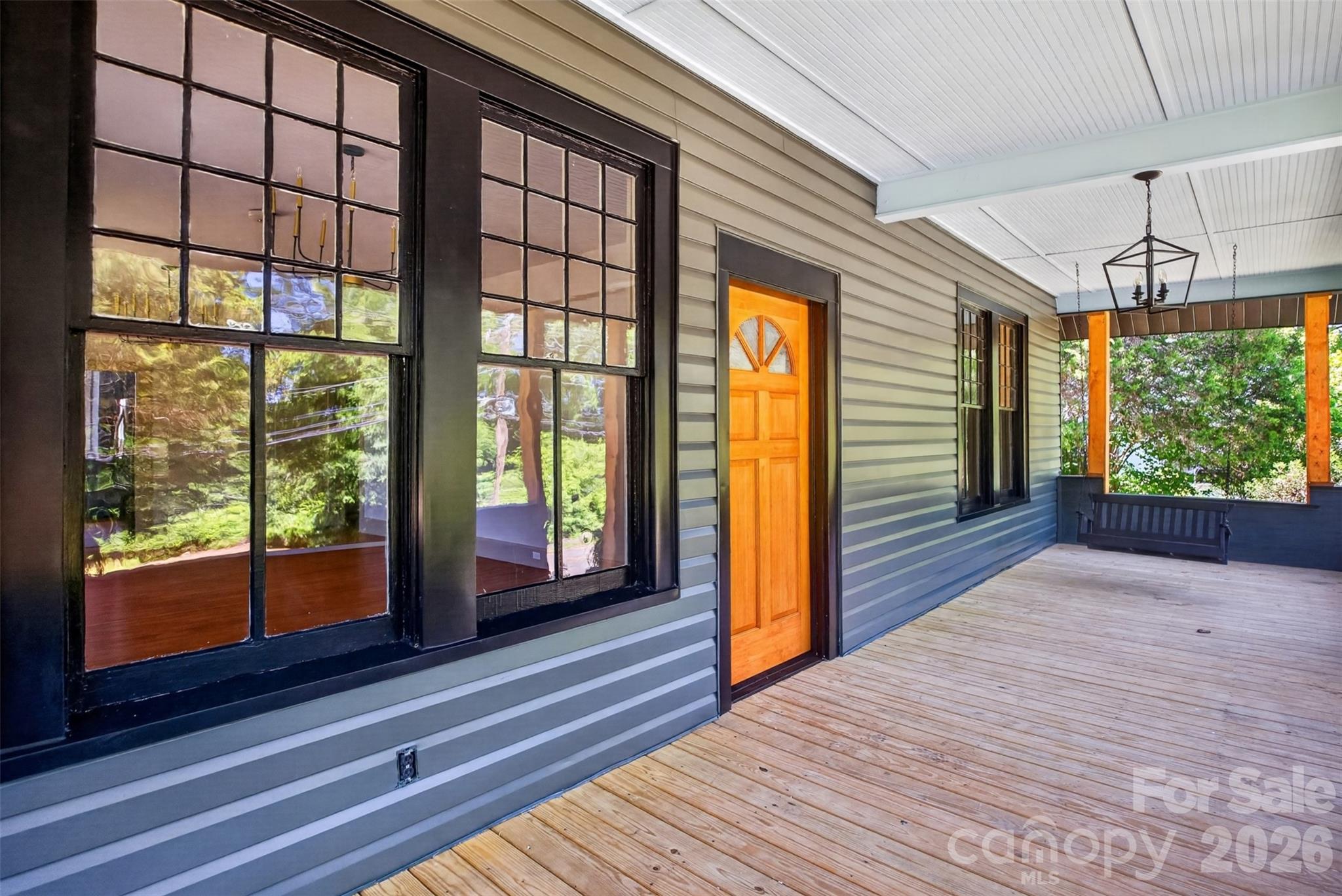 32 Pinecrest Avenue — Great Falls