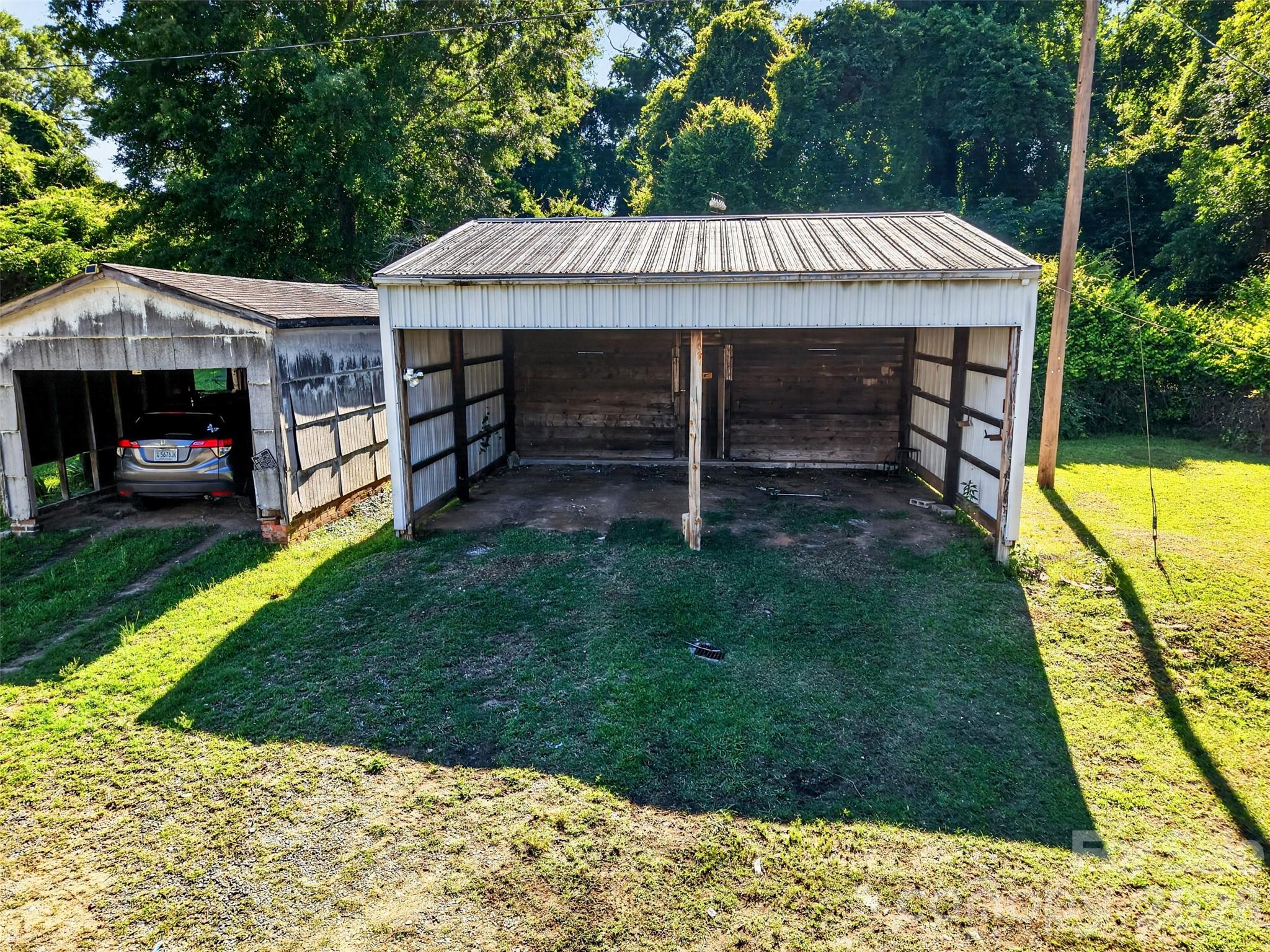 32 Pinecrest Avenue — Great Falls