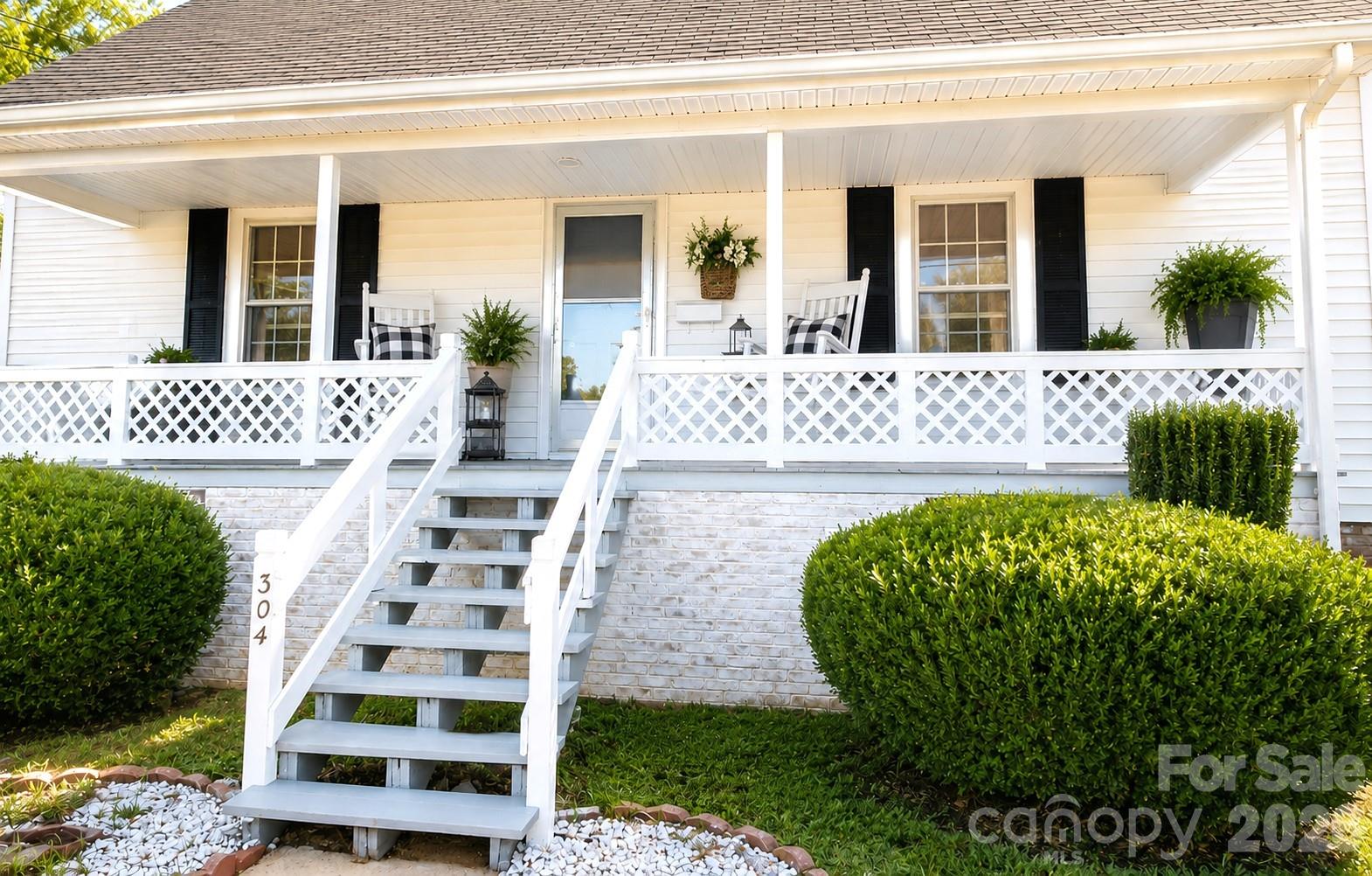 304 NW Bleachery Court — Concord