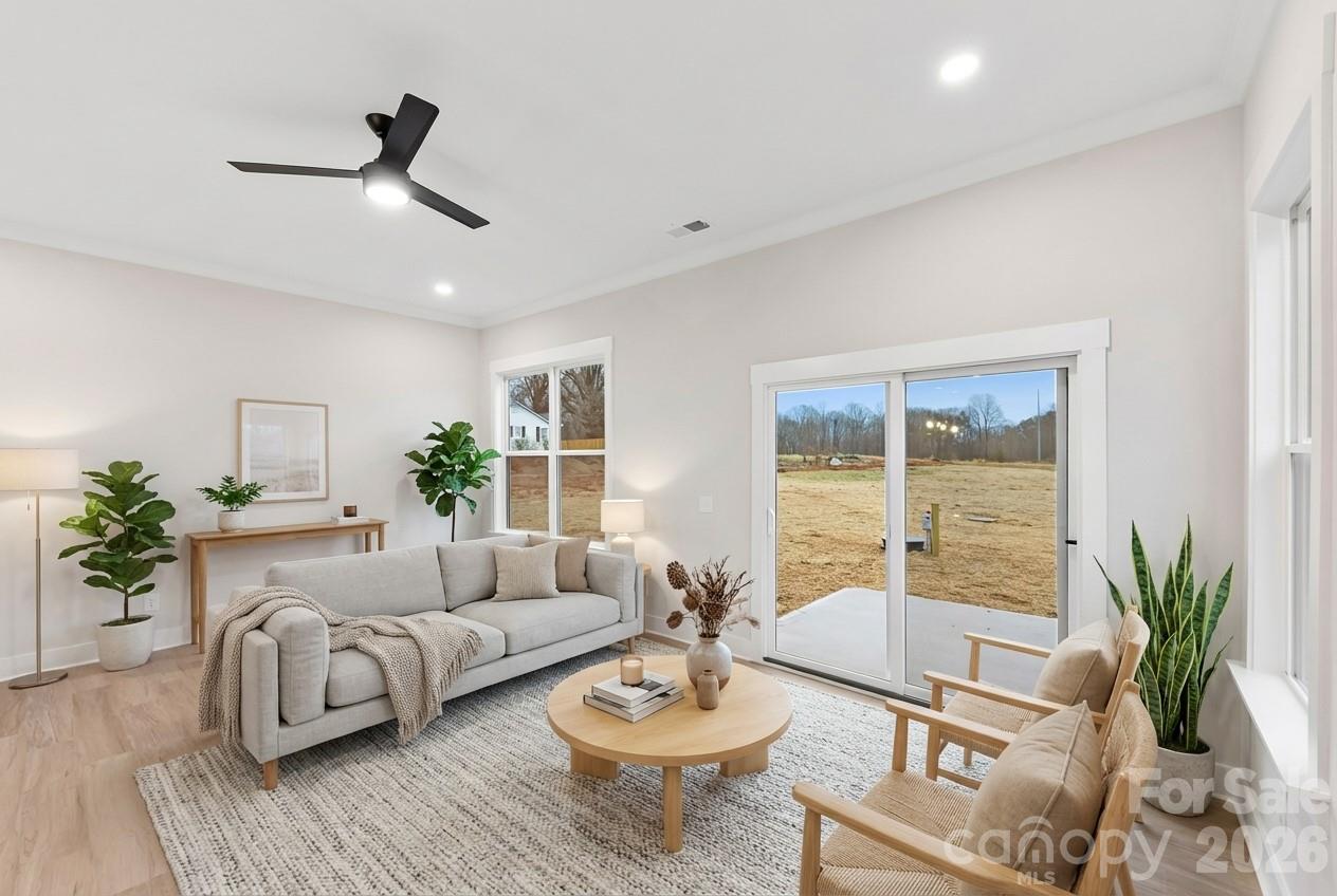 551 Perry Road — Troutman