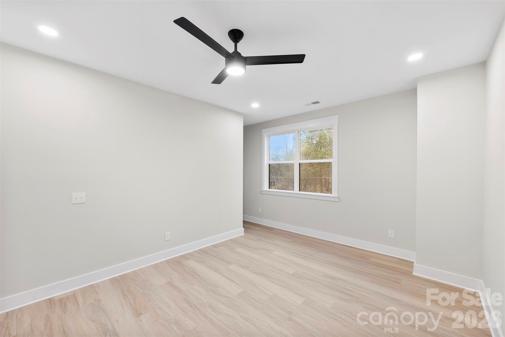551 Perry Road — Troutman