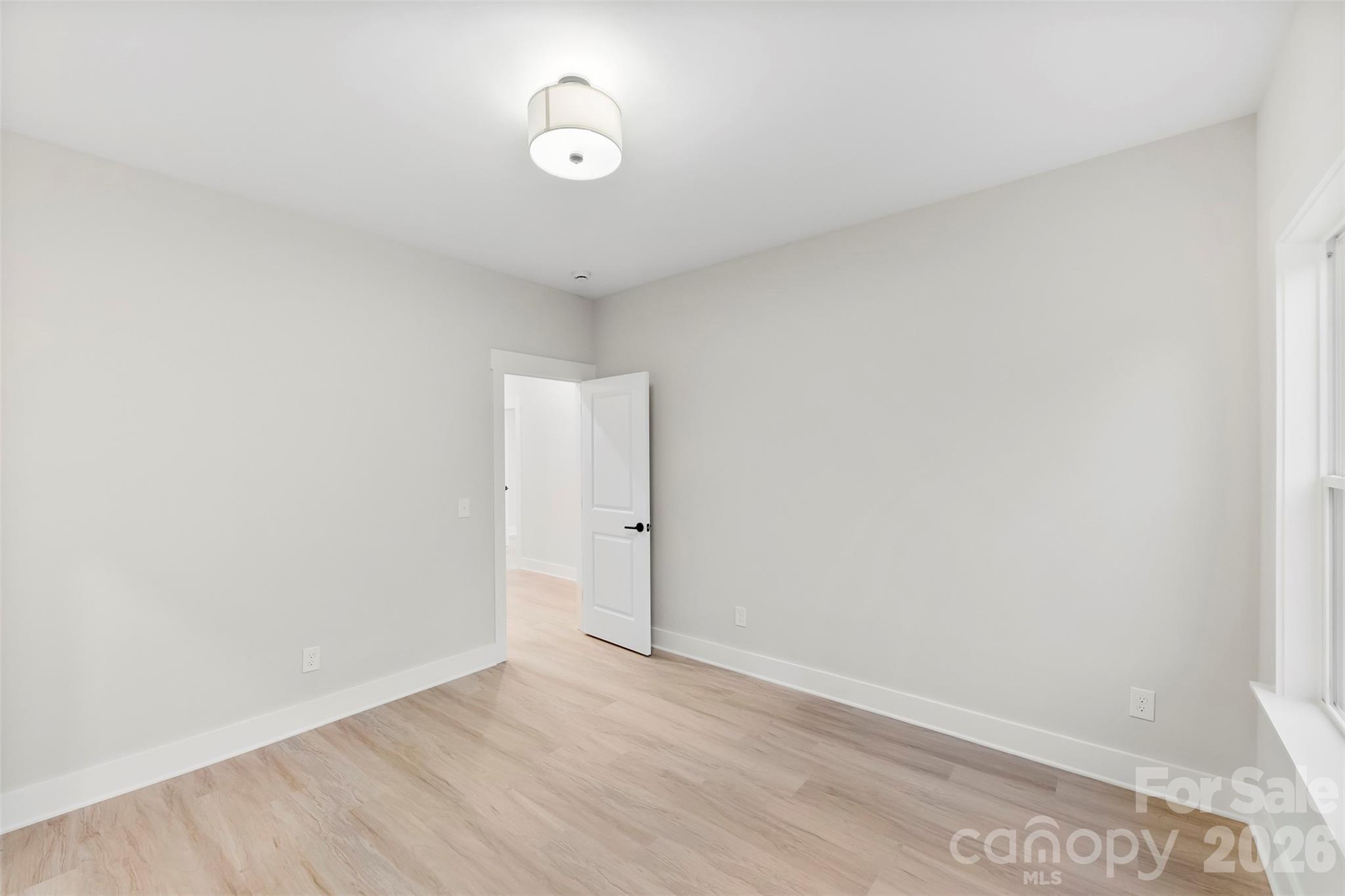 551 Perry Road — Troutman