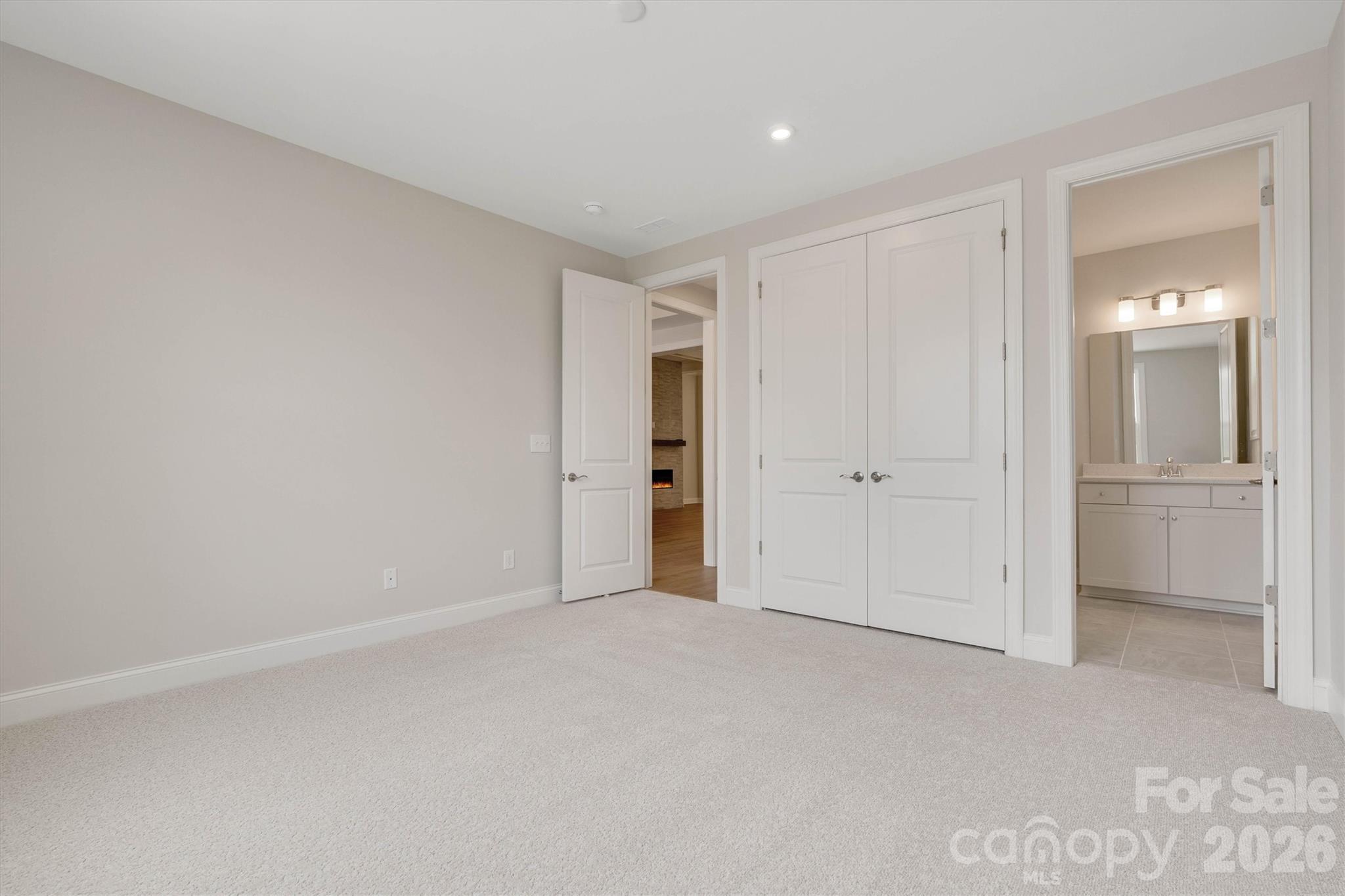 13417 Cozy Court — Charlotte