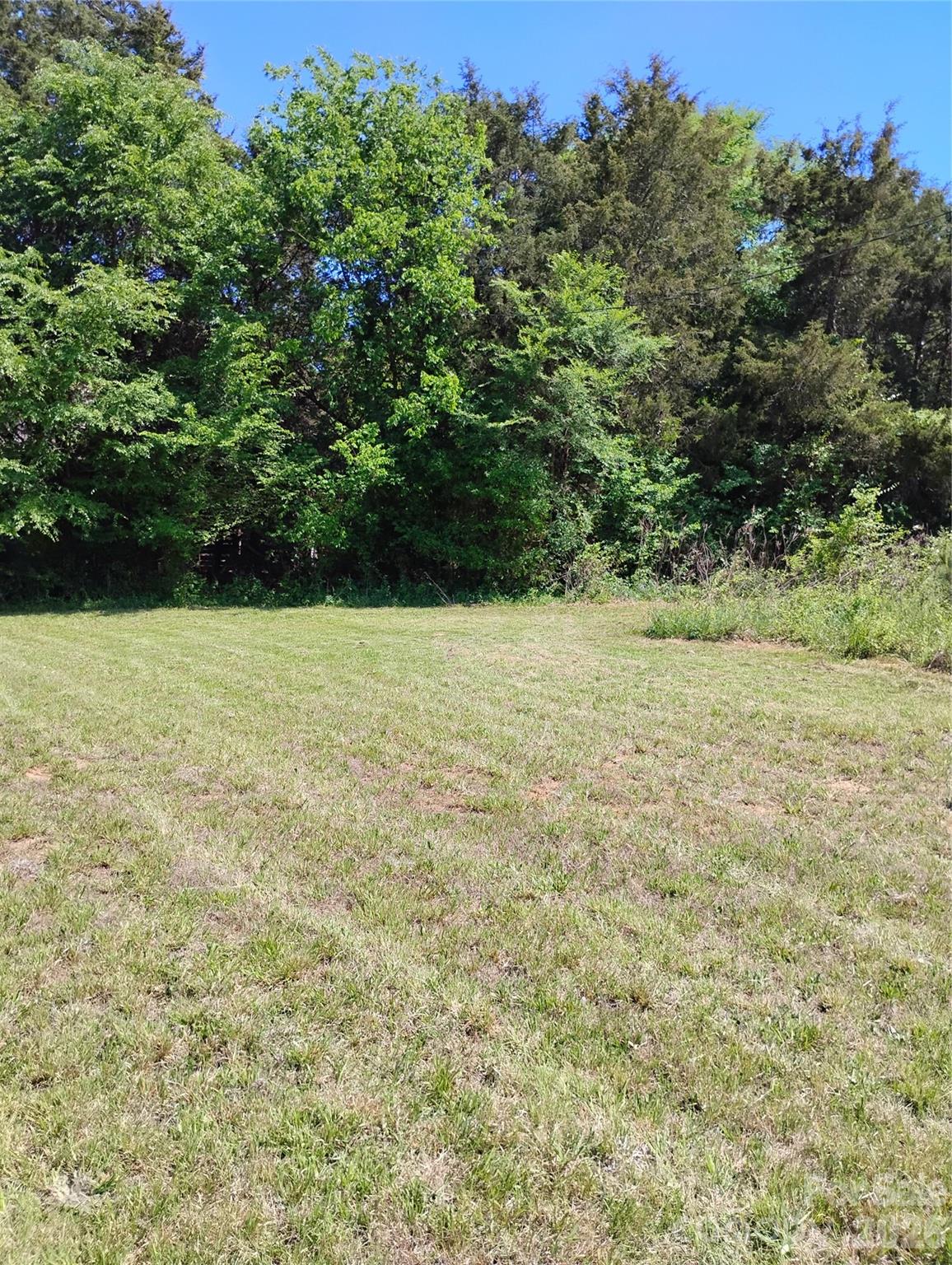 2950 Irish Potato Road — Concord