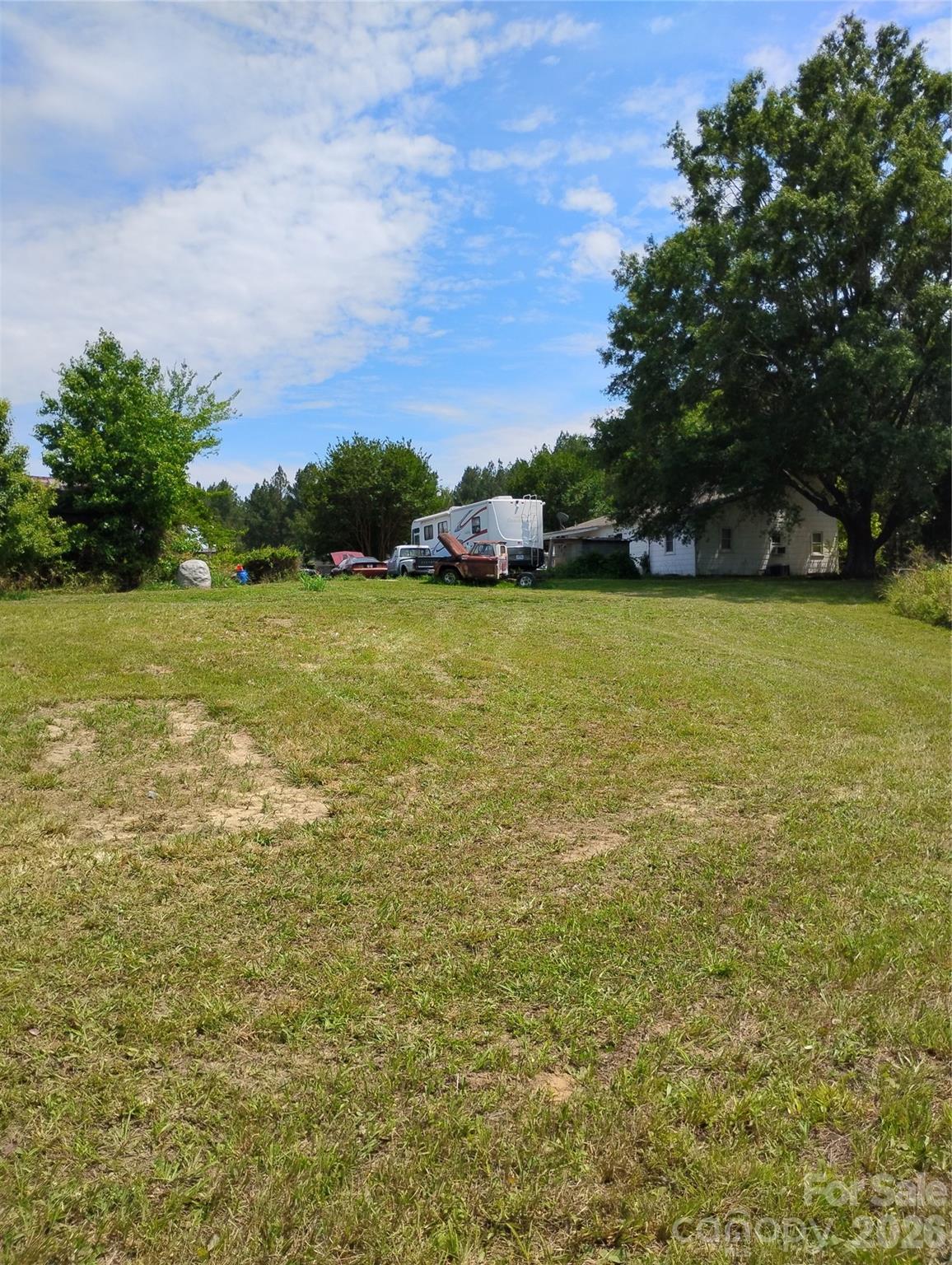 2950 Irish Potato Road — Concord