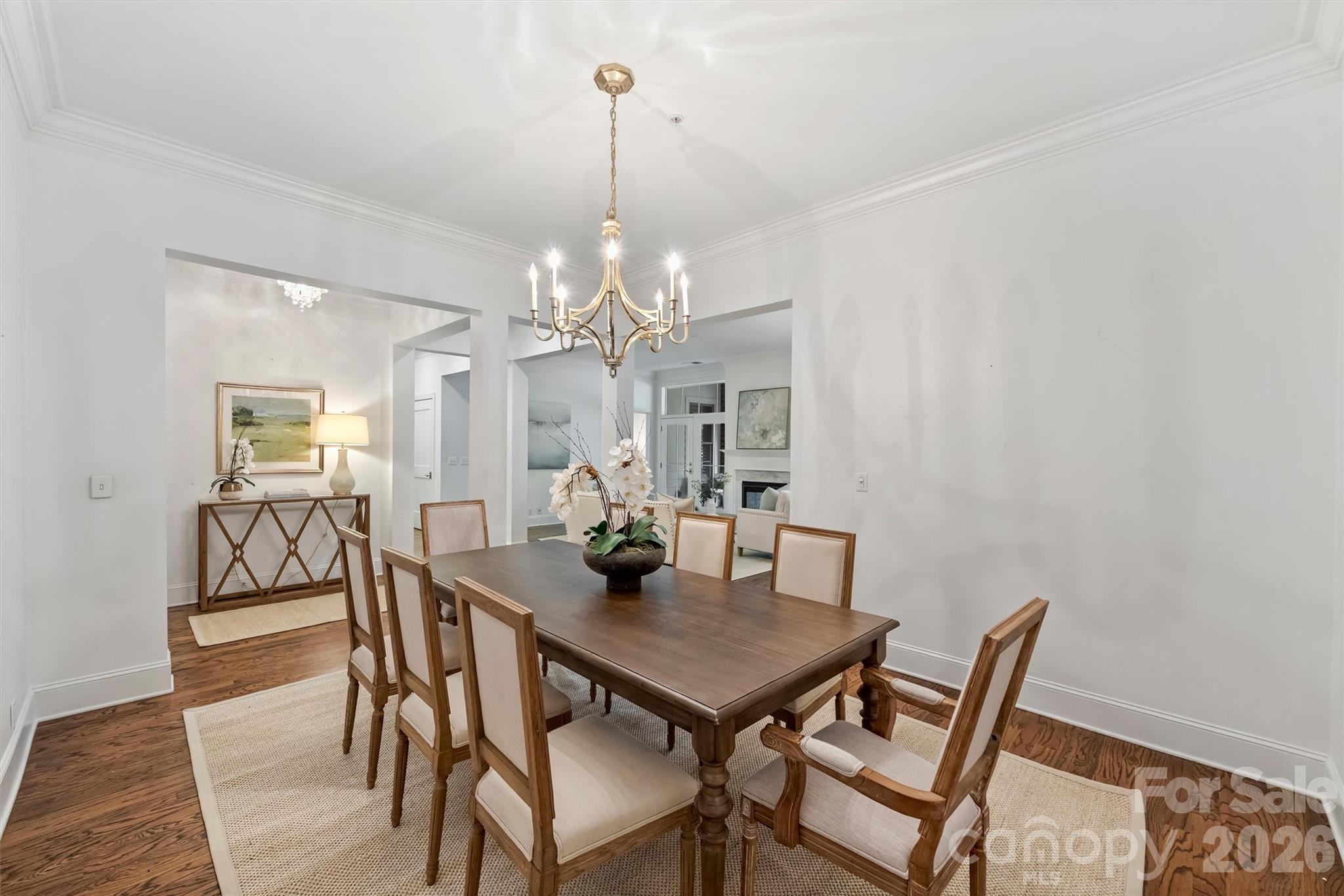 2251 Selwyn Avenue — Charlotte