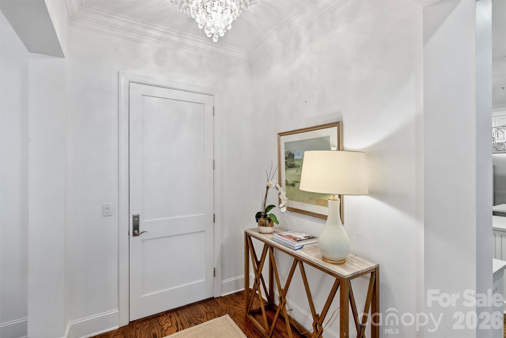 2251 Selwyn Avenue — Charlotte