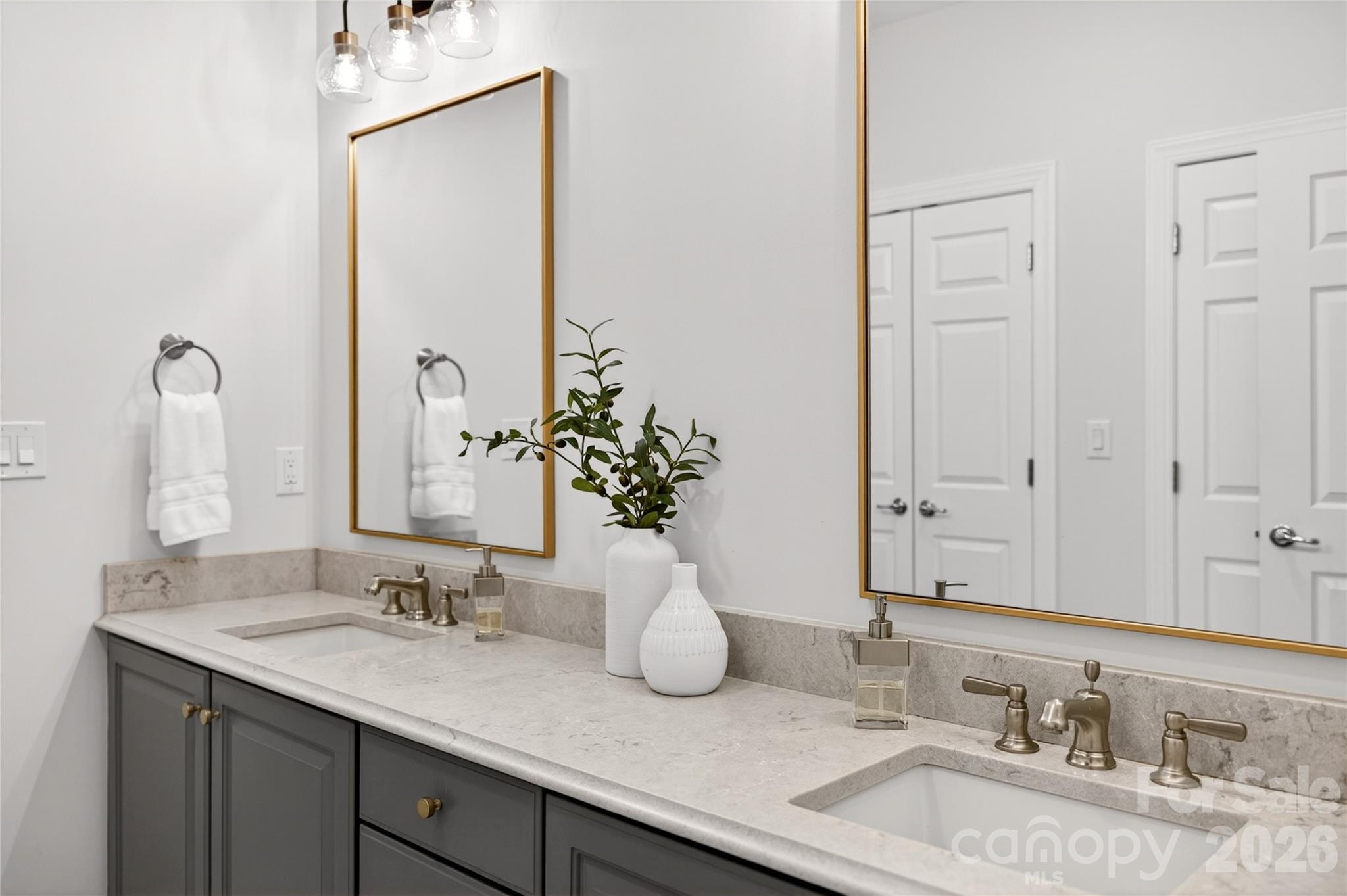 8847 Grand Oak Drive — Charlotte