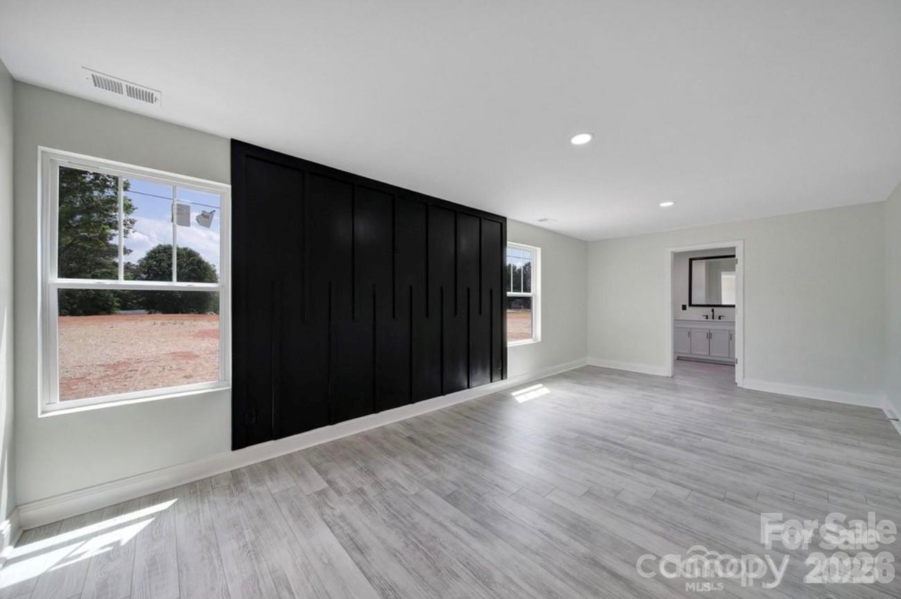 118 Henry Street — Lawndale