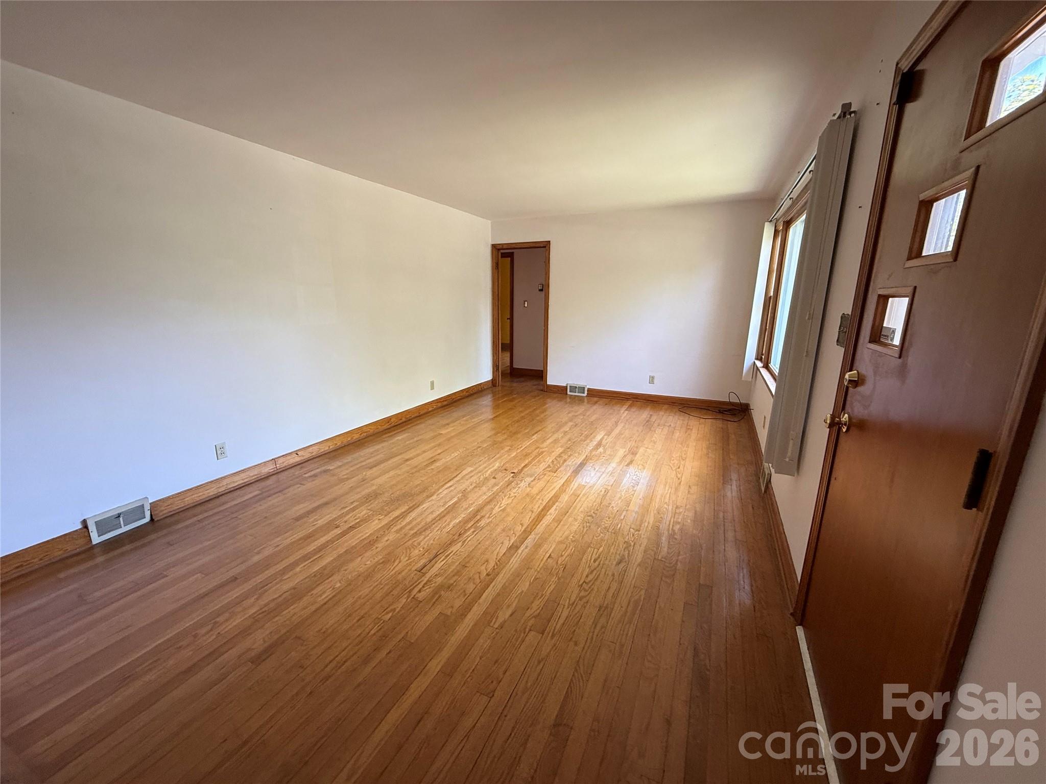 17 N Pershing Road — Asheville