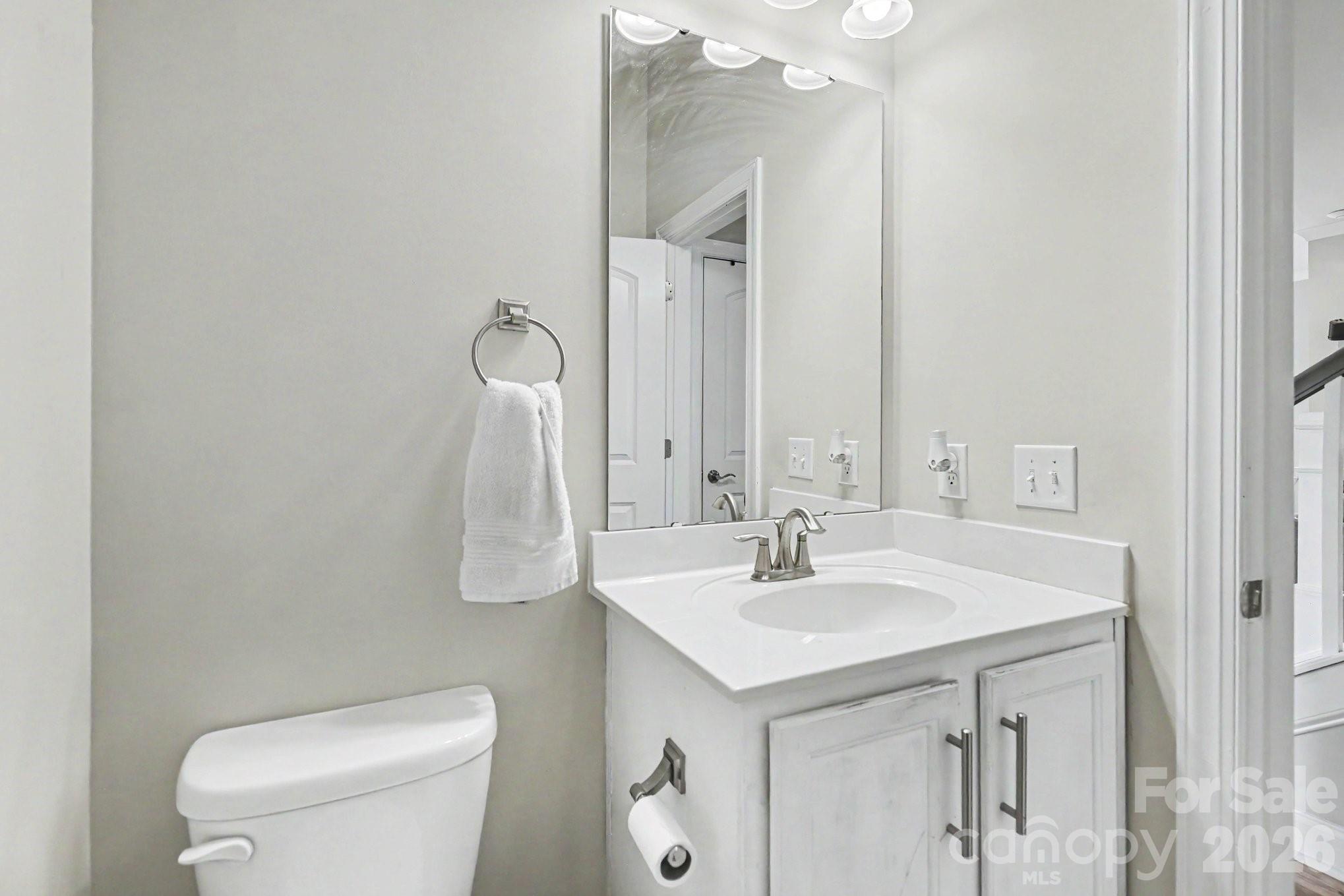11617 Miller Road — Pineville