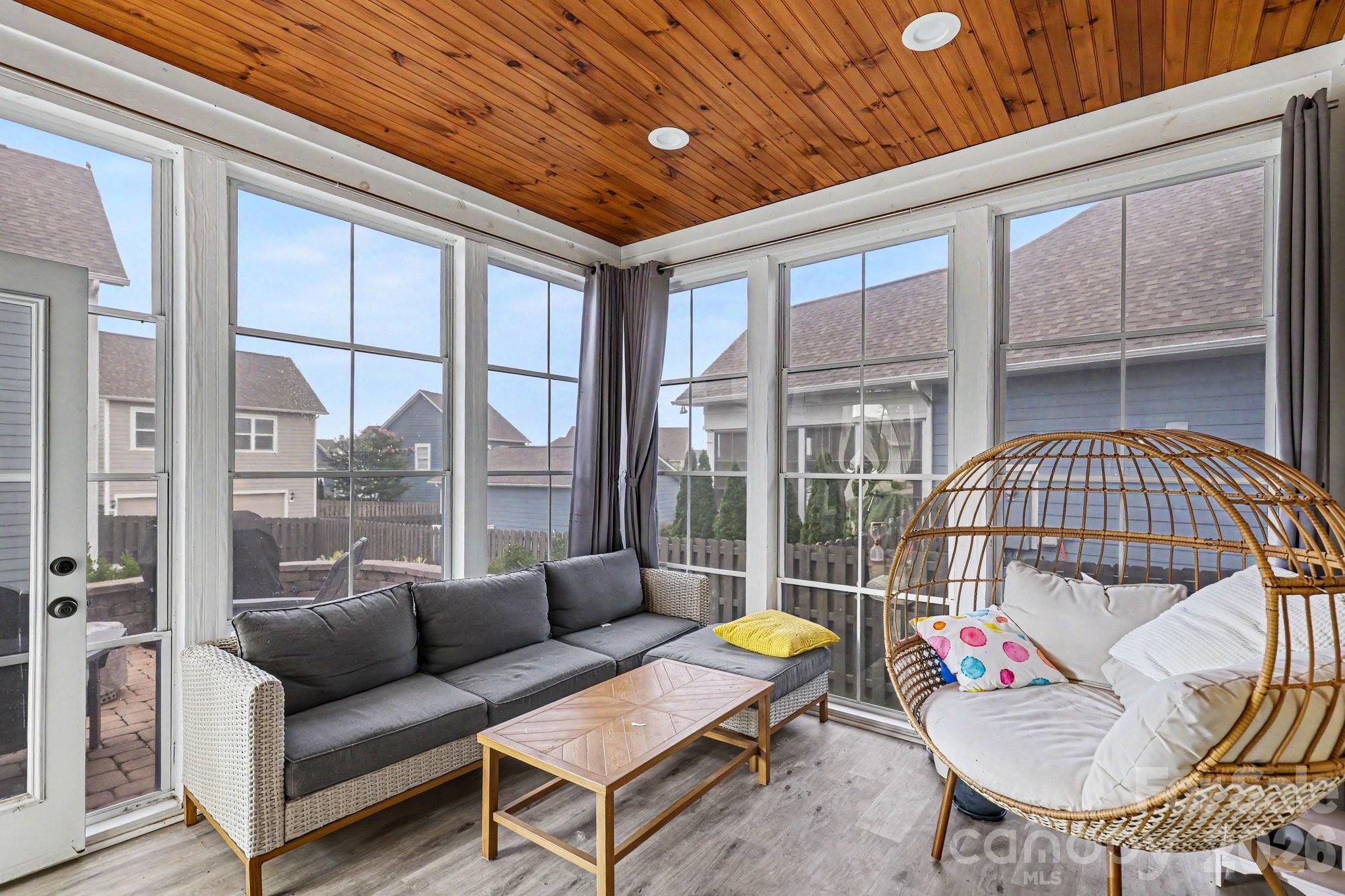 11617 Miller Road — Pineville