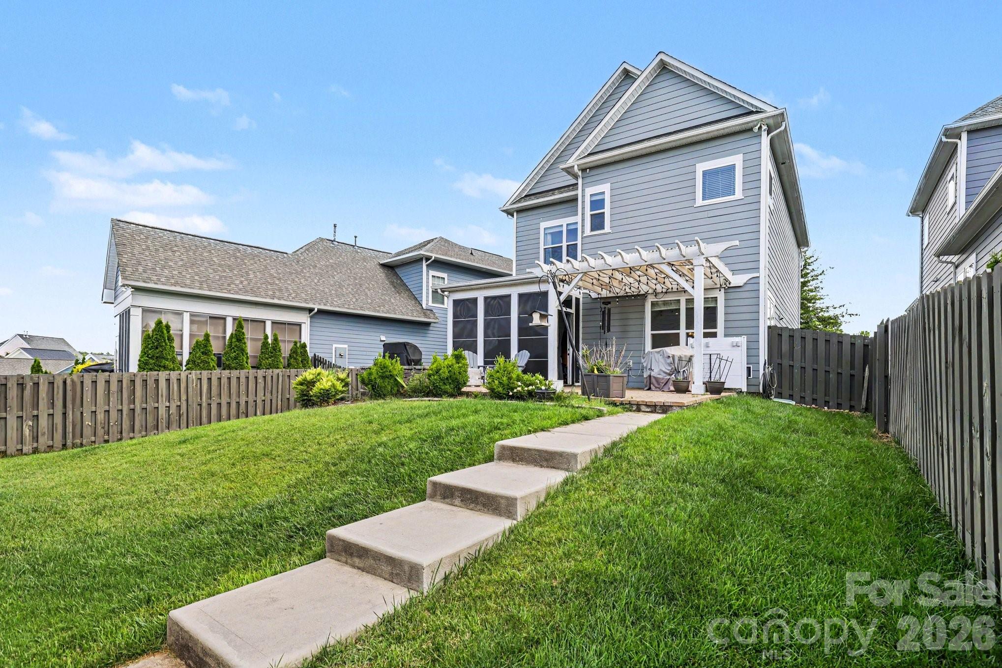 11617 Miller Road — Pineville