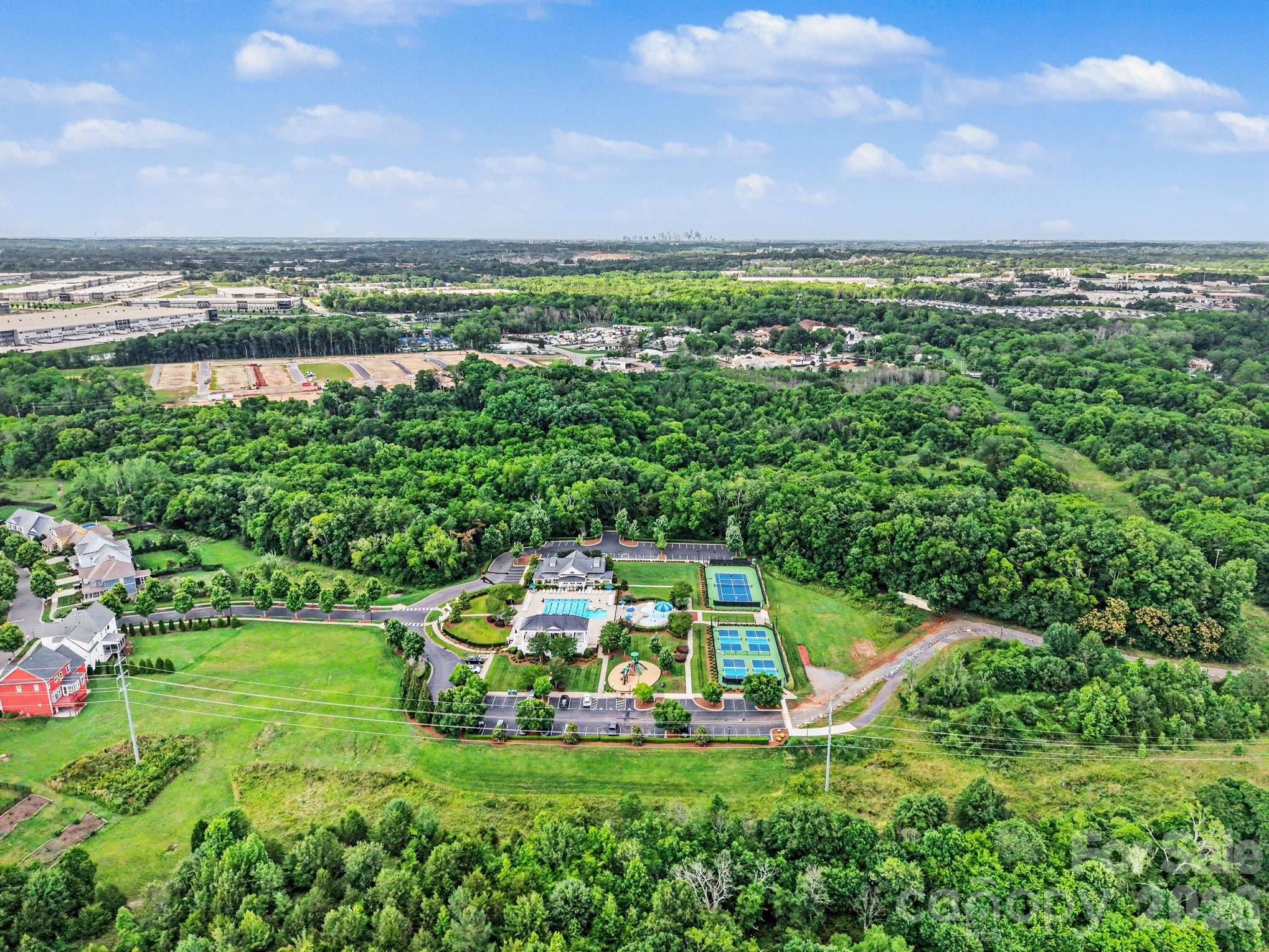 11617 Miller Road — Pineville