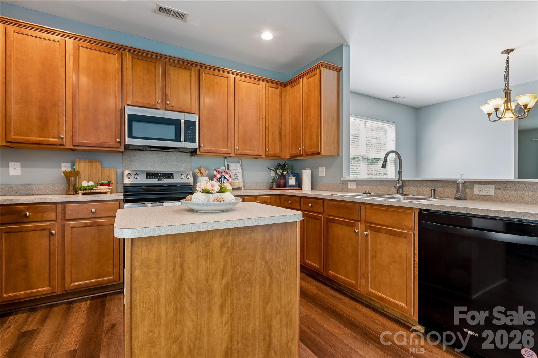 222 Flanders Drive — Mooresville