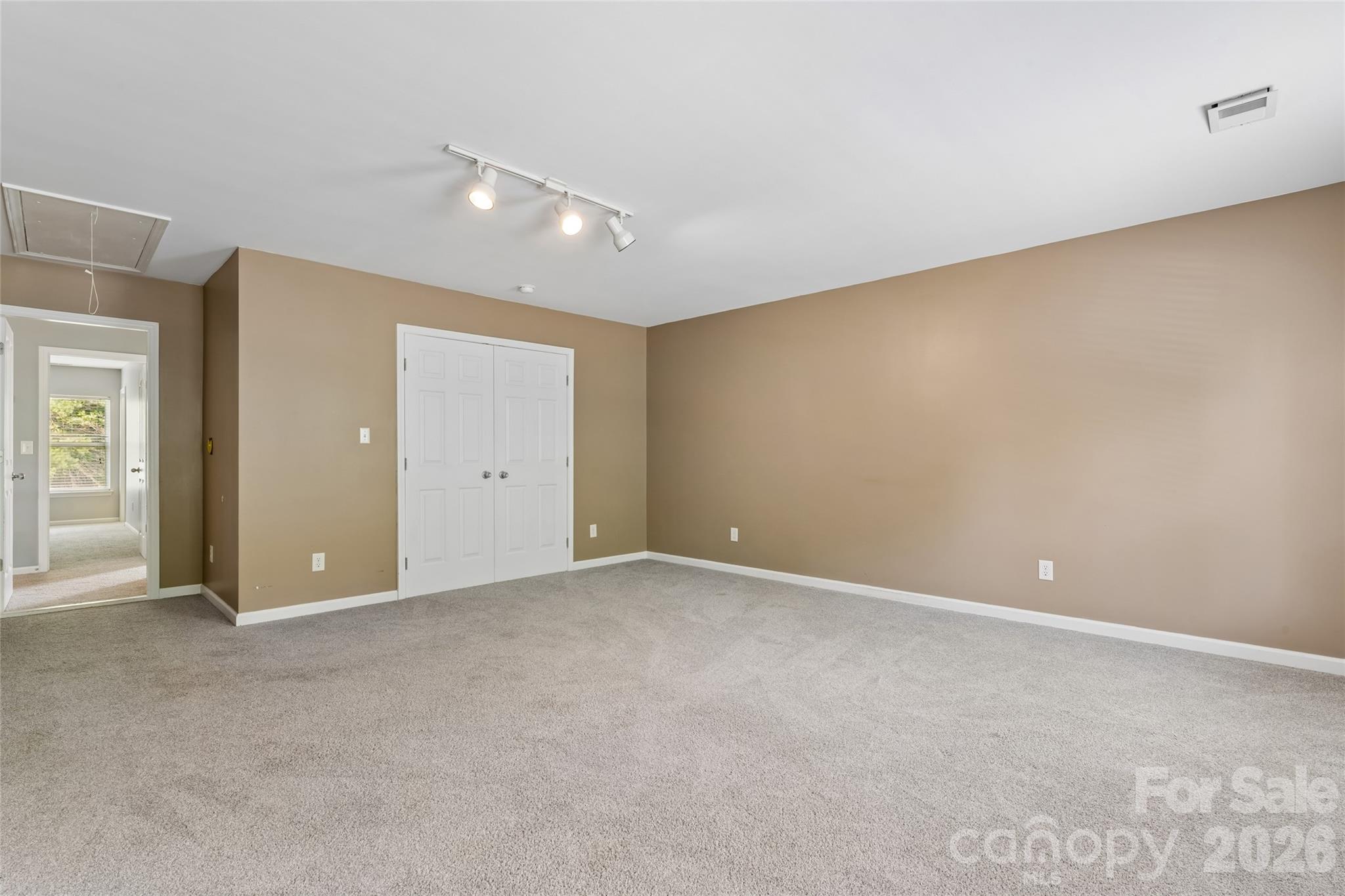 222 Flanders Drive — Mooresville