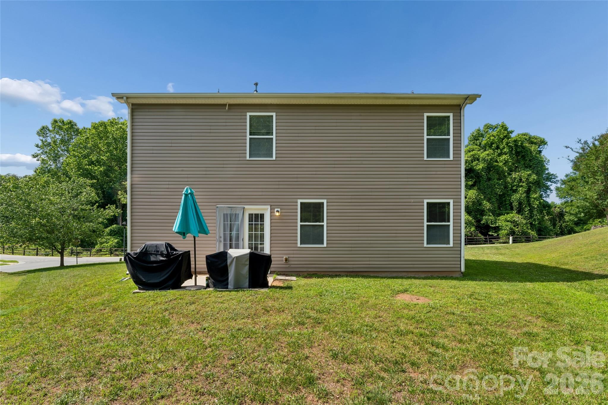222 Flanders Drive — Mooresville