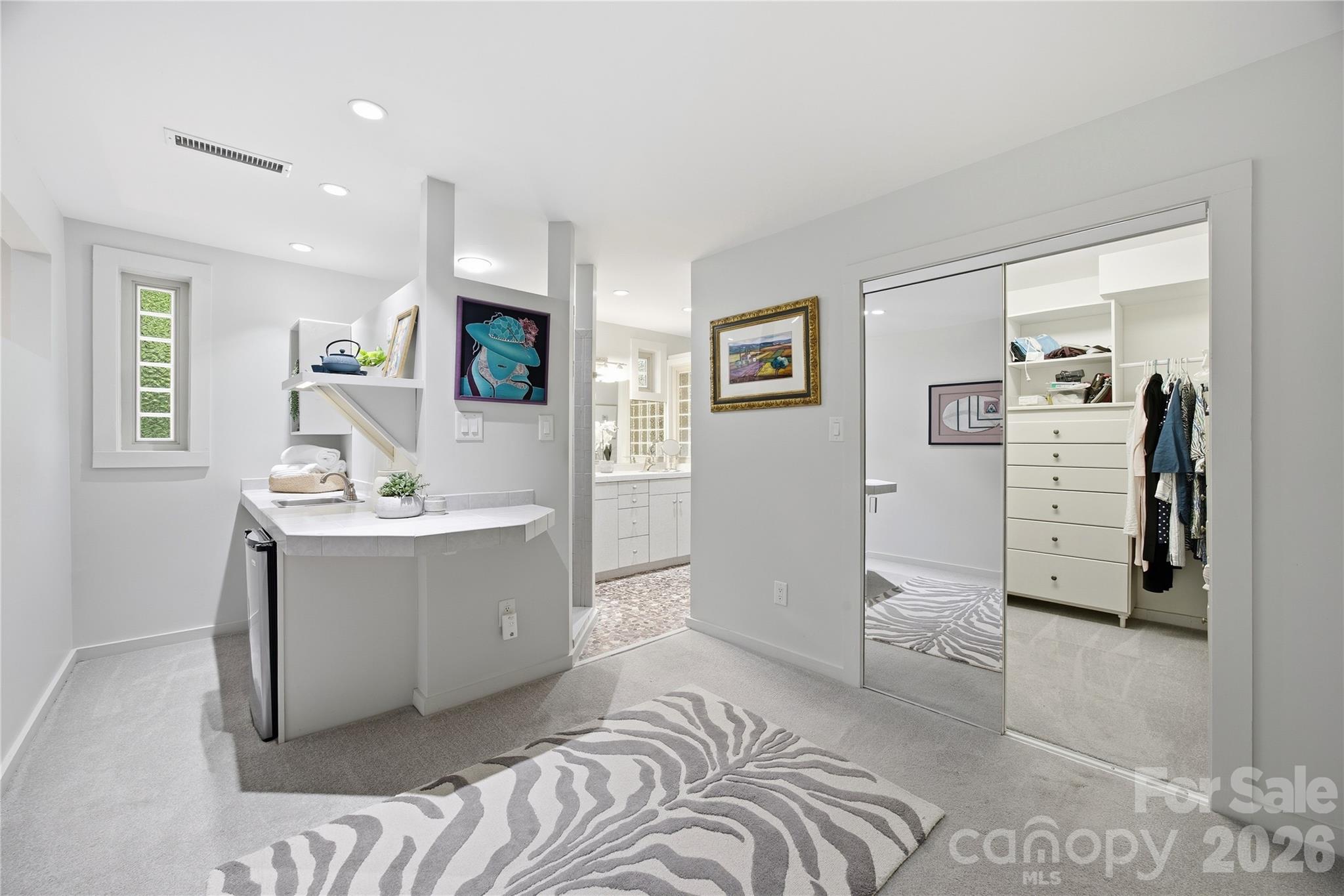 2724 Huntingtowne Farms Lane — Charlotte