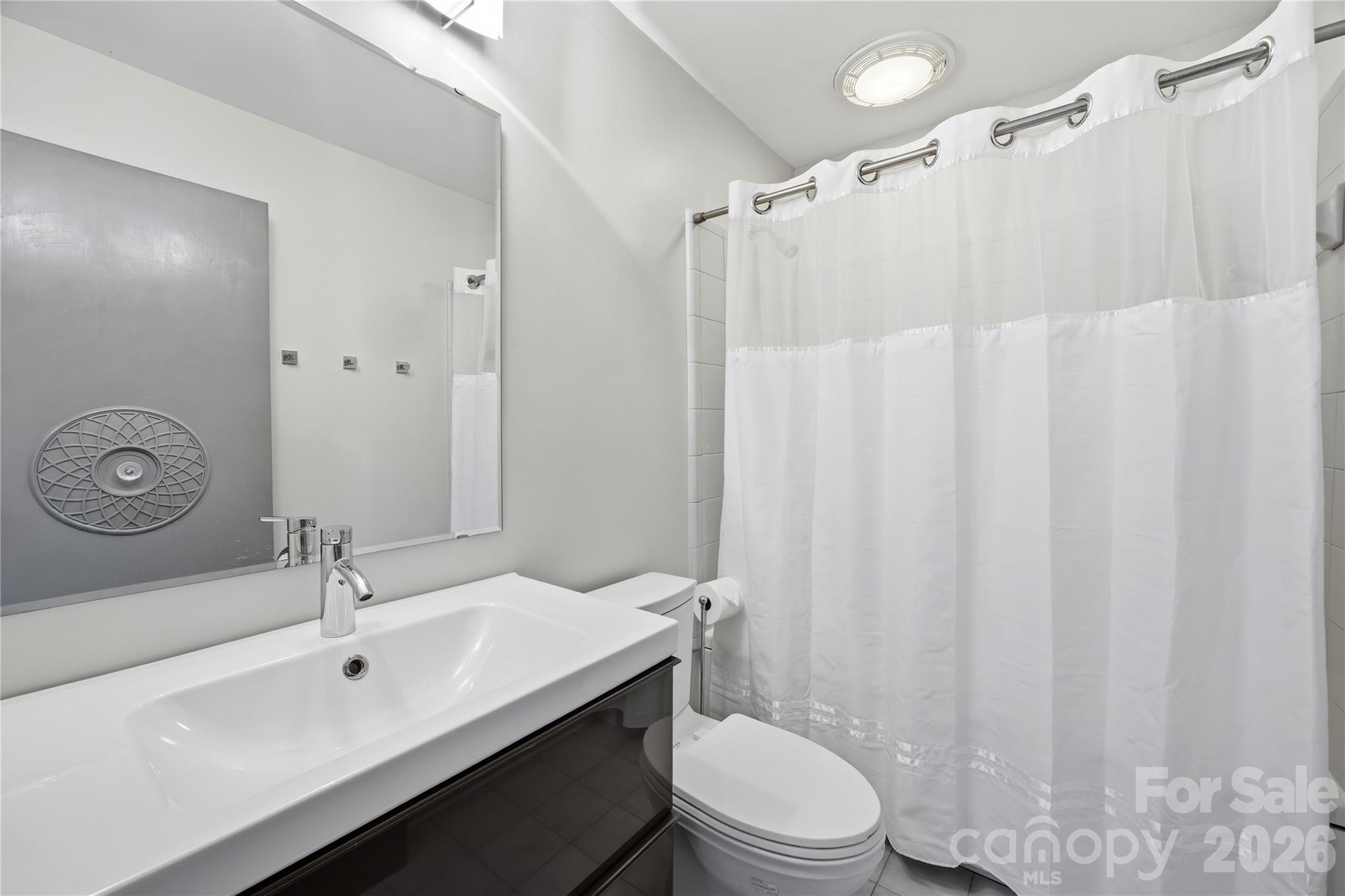 2724 Huntingtowne Farms Lane — Charlotte