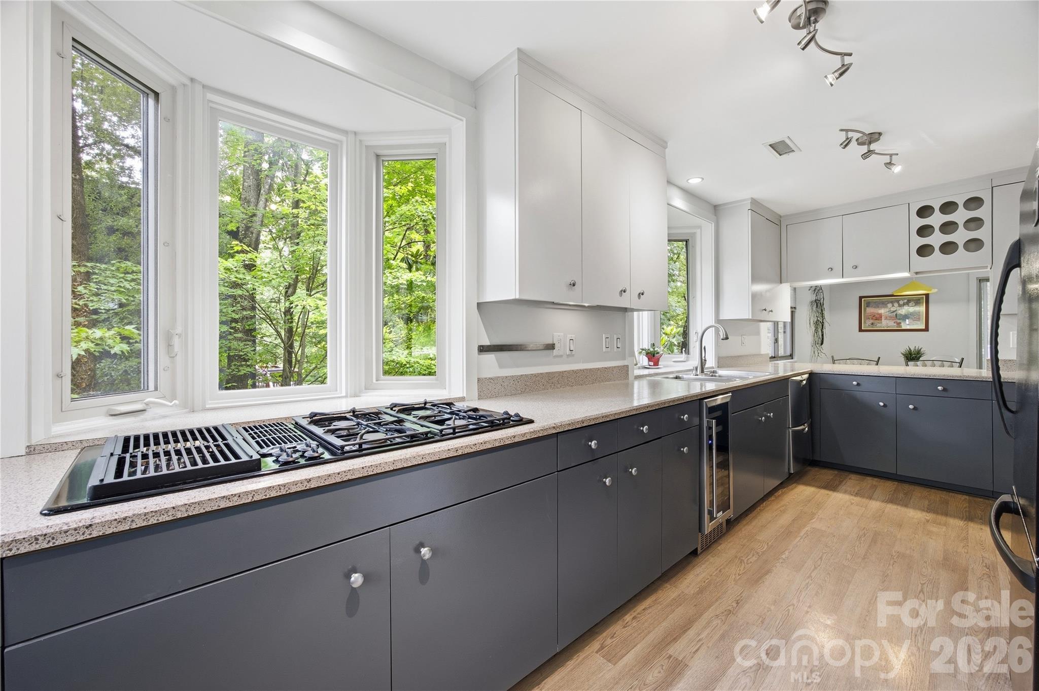 2724 Huntingtowne Farms Lane — Charlotte