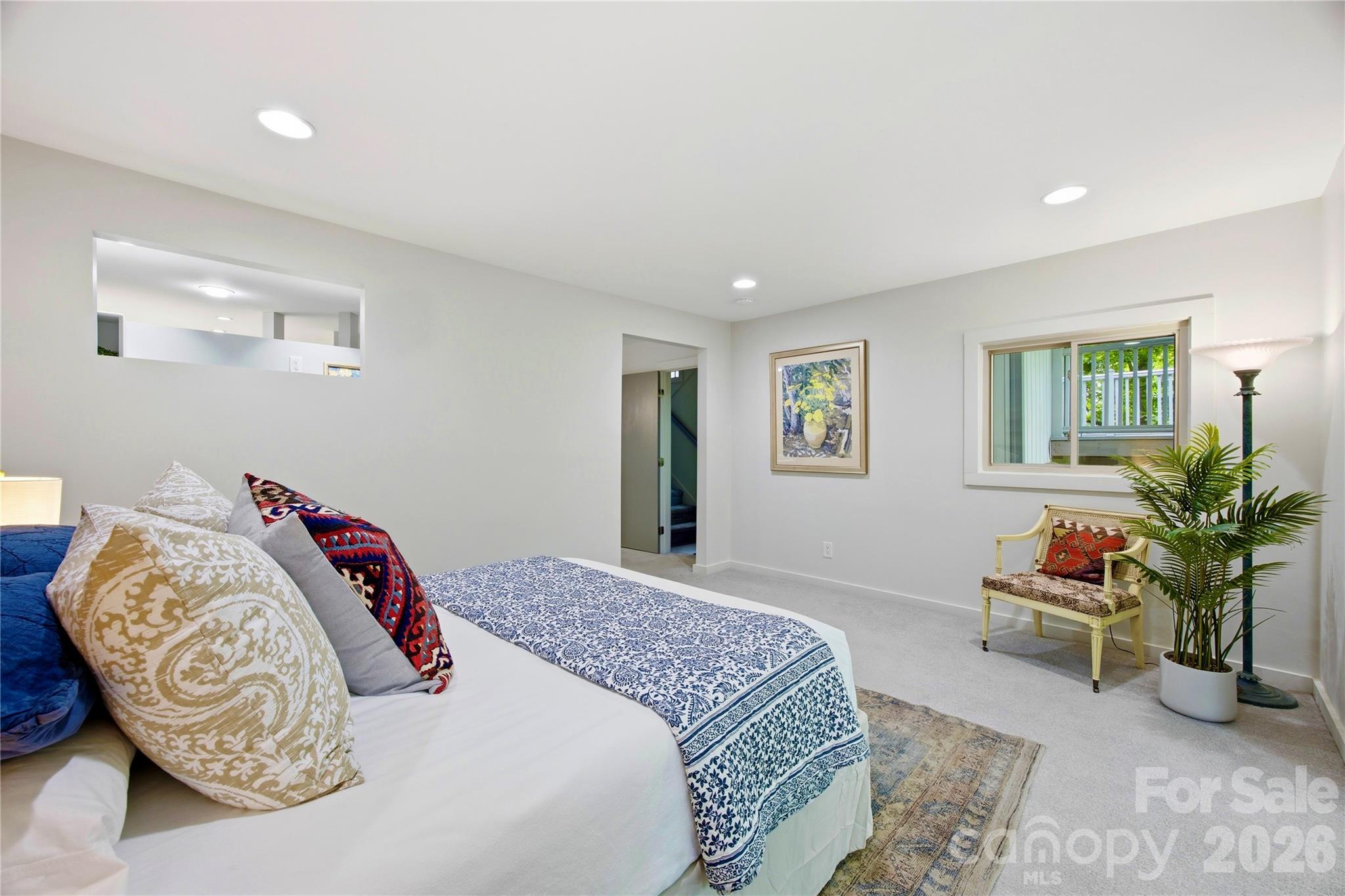 2724 Huntingtowne Farms Lane — Charlotte