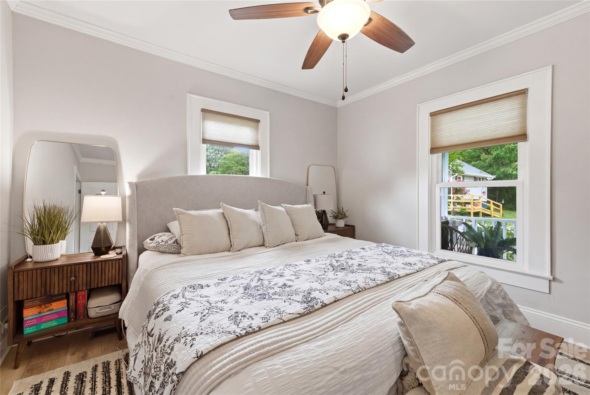 1226 1st Avenue Place NW — Hickory