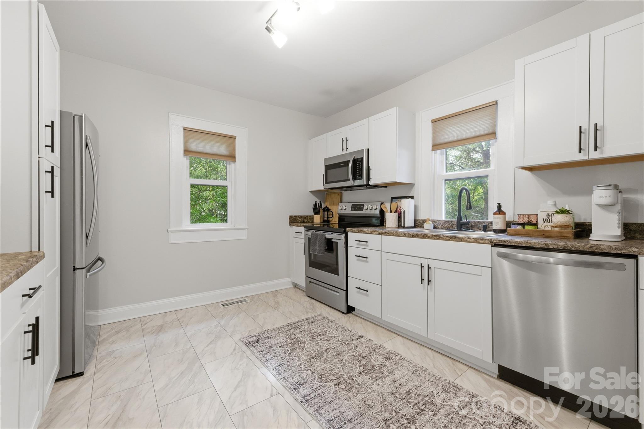 1226 1st Avenue Place NW — Hickory
