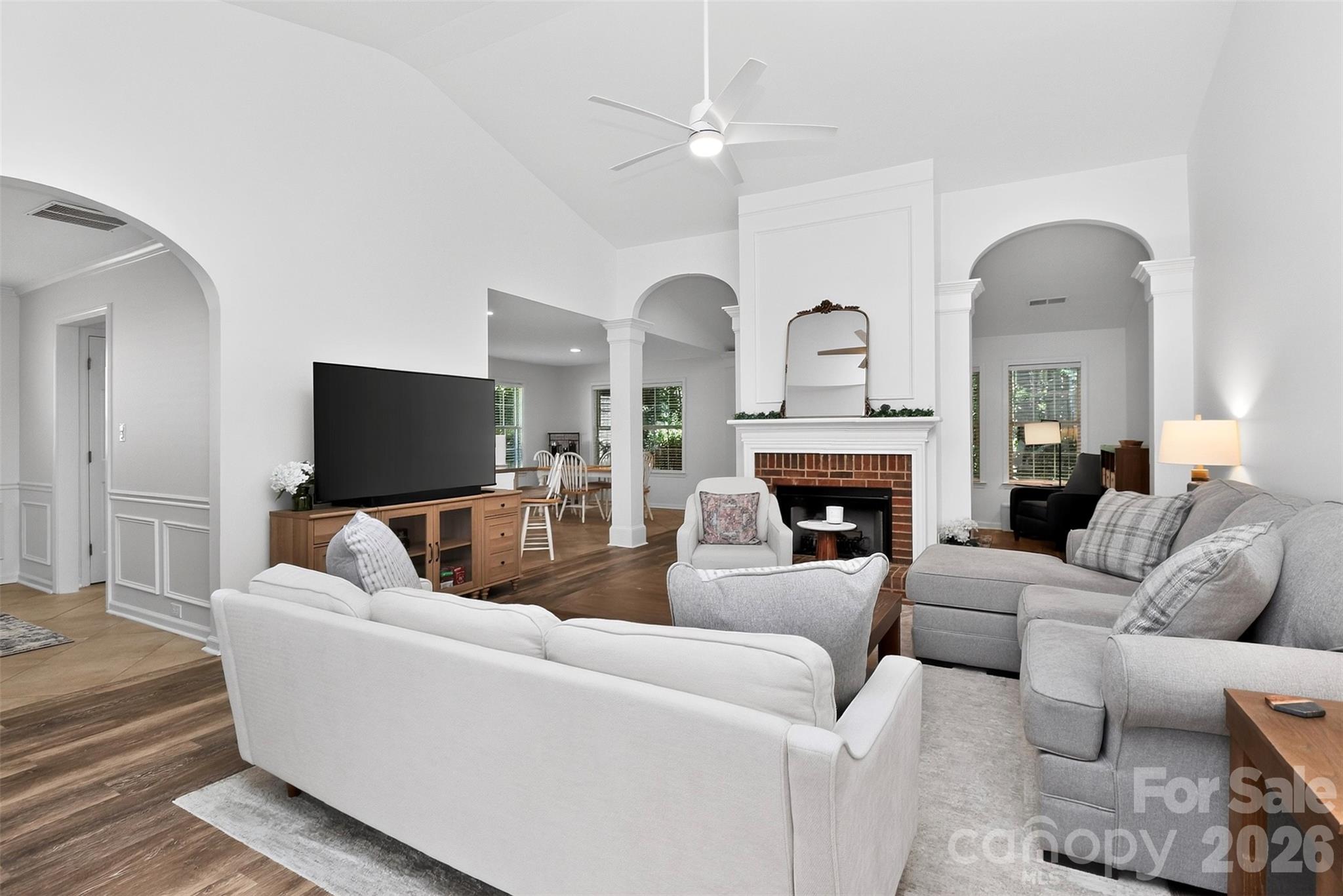 11542 Laurel View Drive — Charlotte