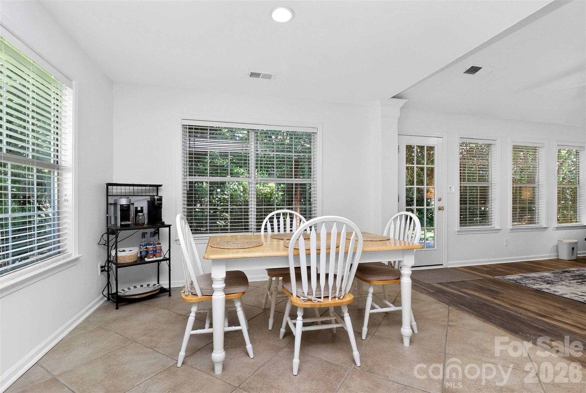 11542 Laurel View Drive — Charlotte
