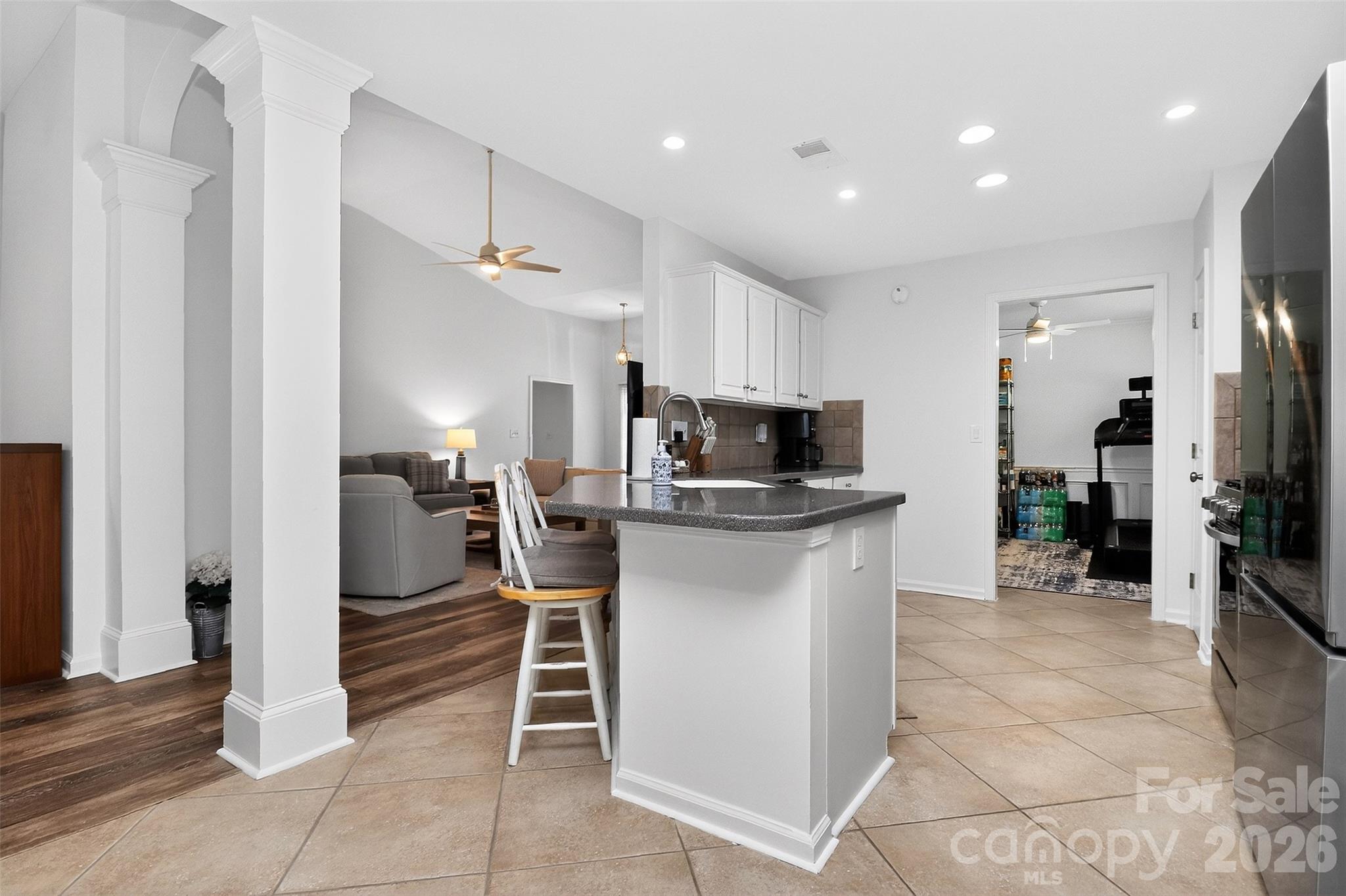 11542 Laurel View Drive — Charlotte