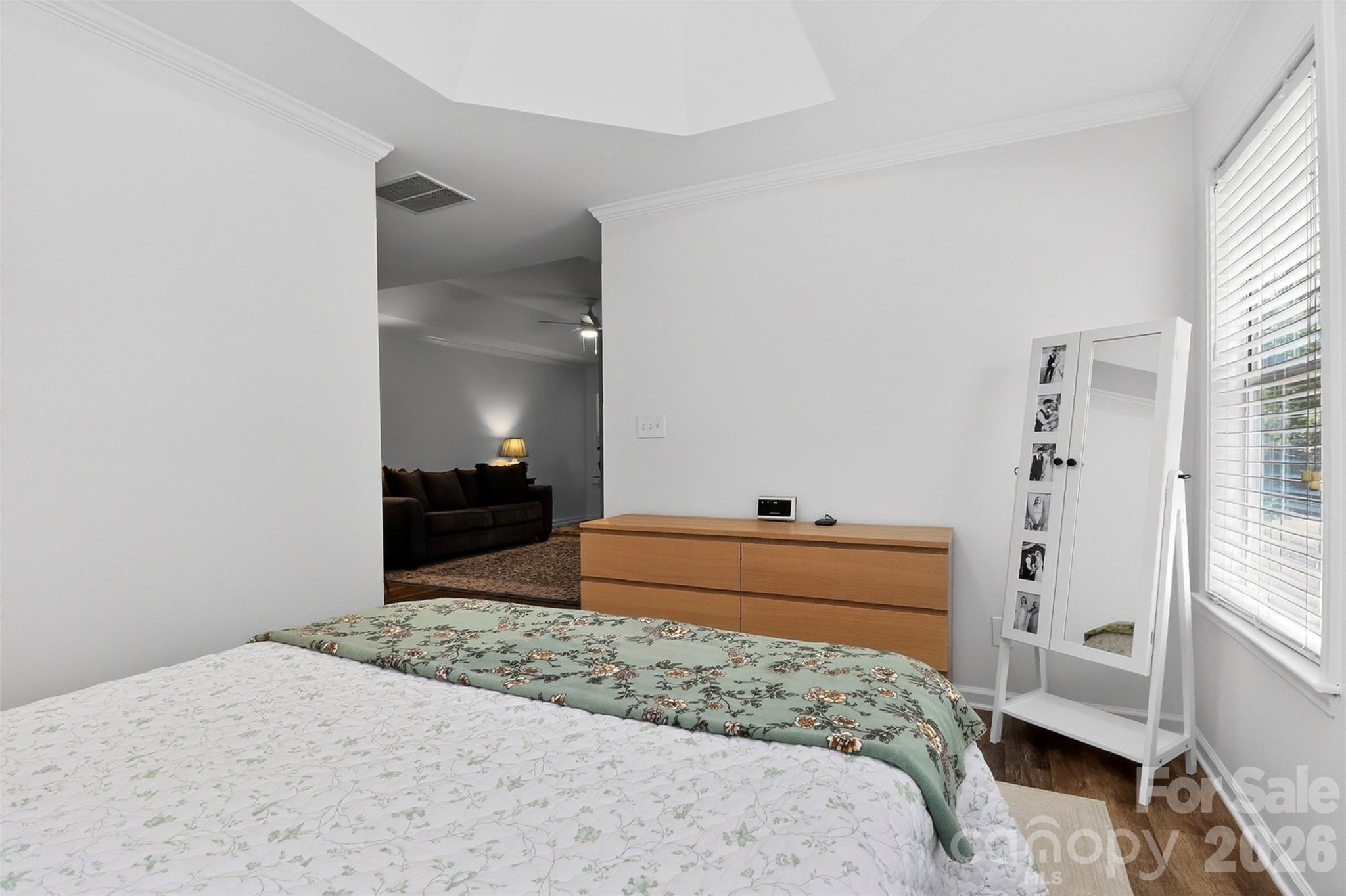 11542 Laurel View Drive — Charlotte