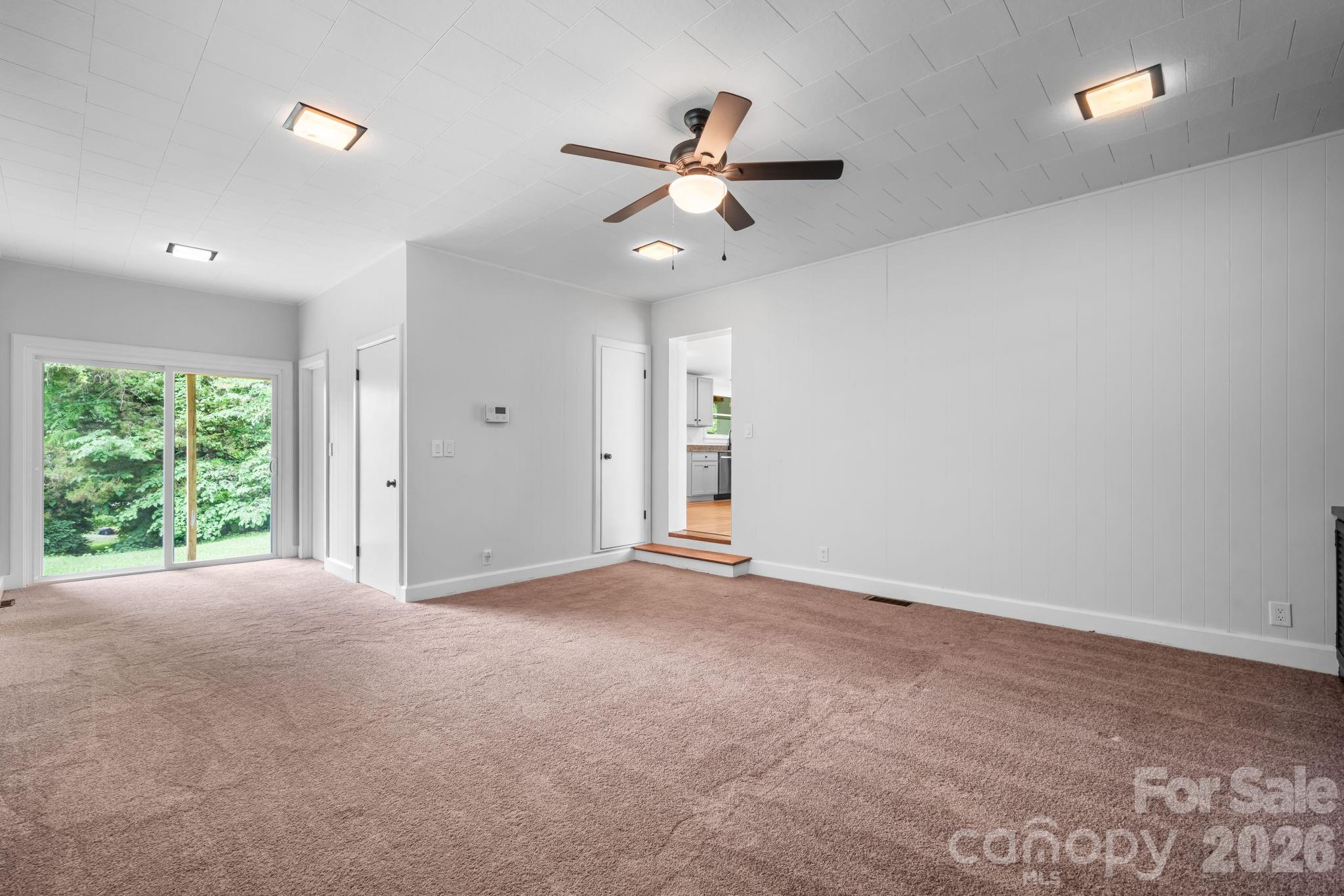 436 Hibriten Drive SE — Lenoir