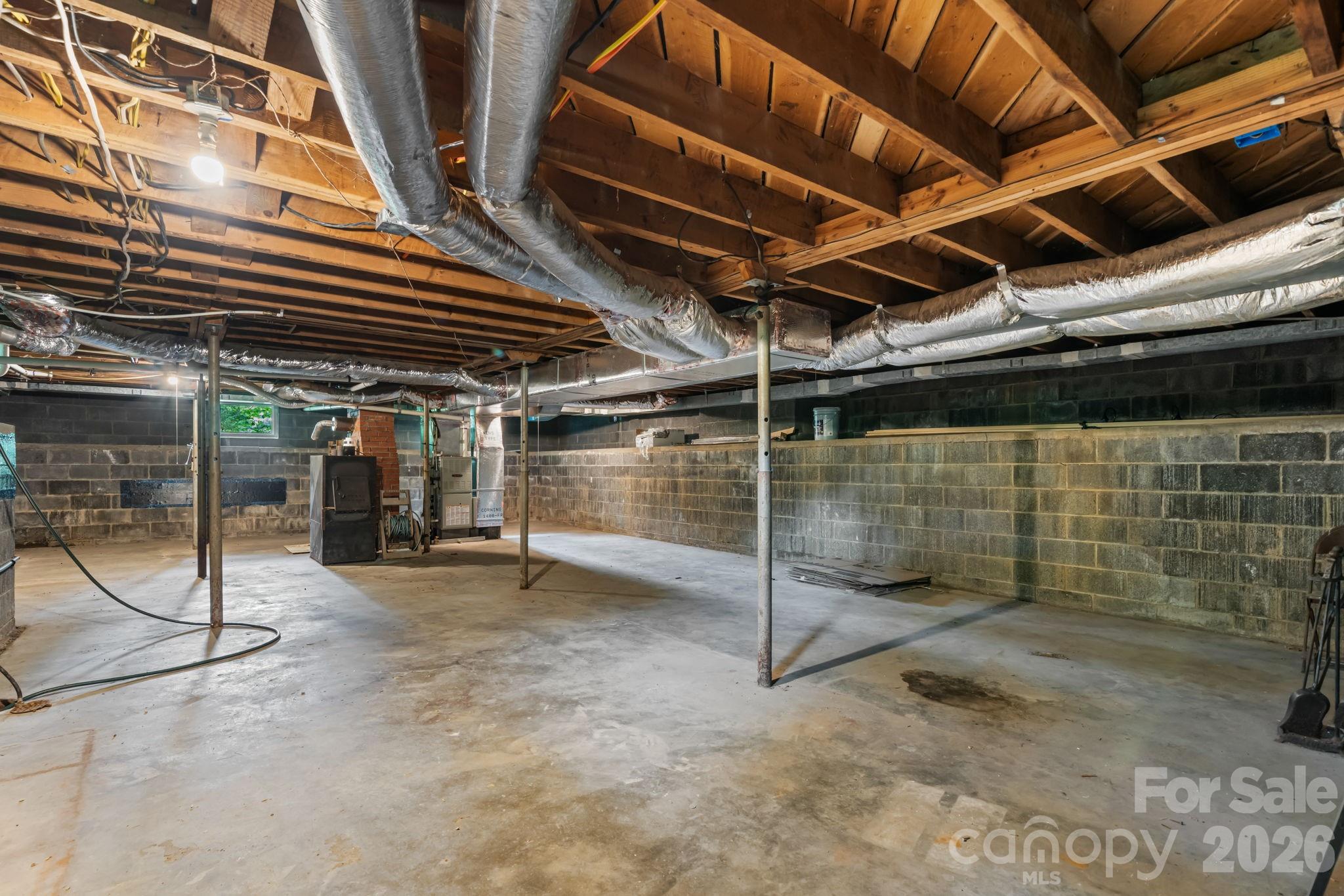 436 Hibriten Drive SE — Lenoir