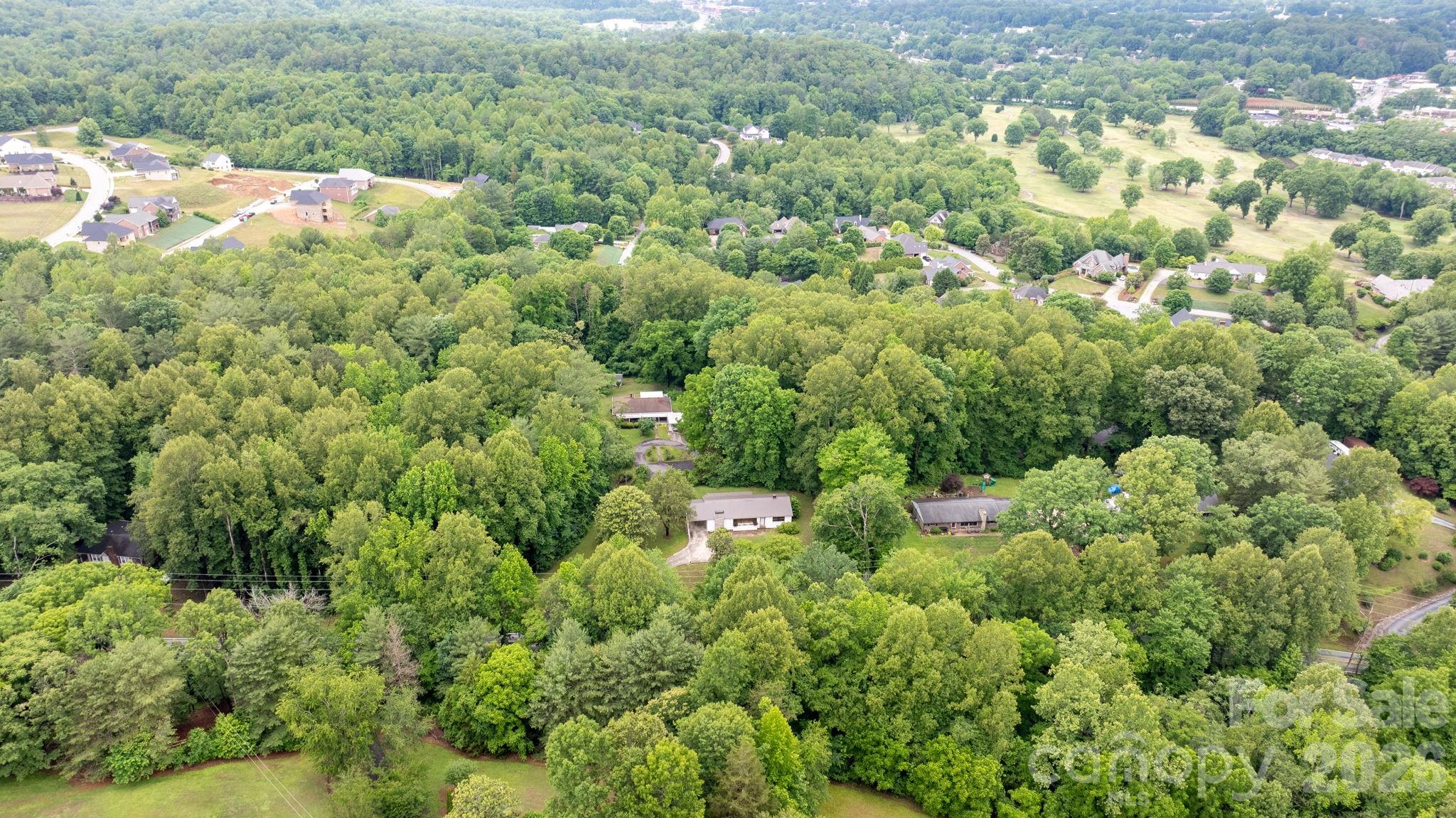 436 Hibriten Drive SE — Lenoir