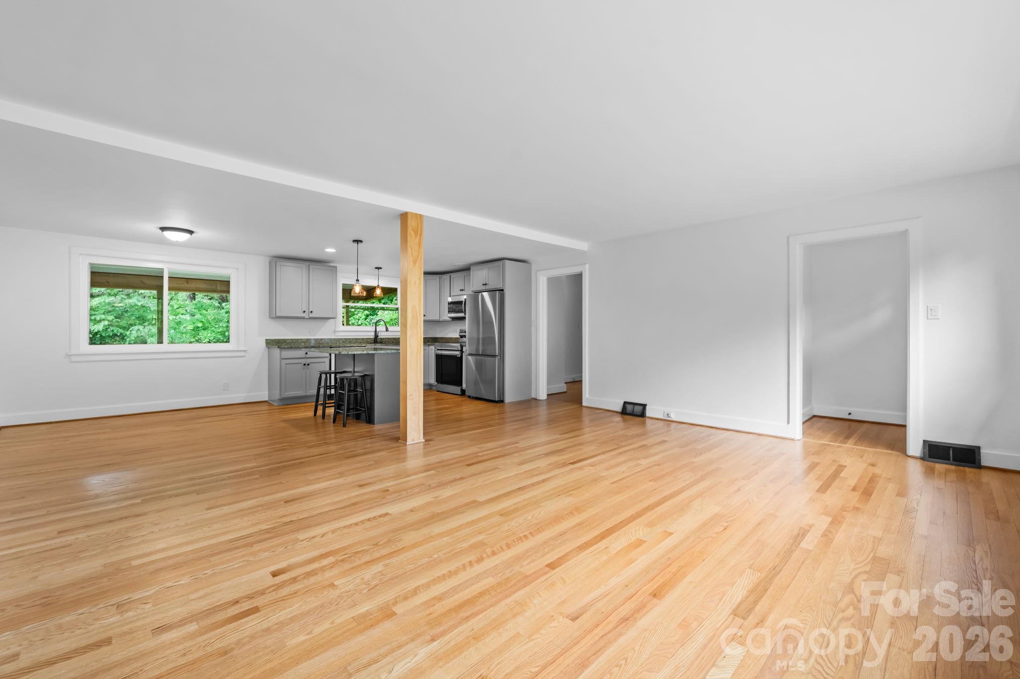 436 Hibriten Drive SE — Lenoir
