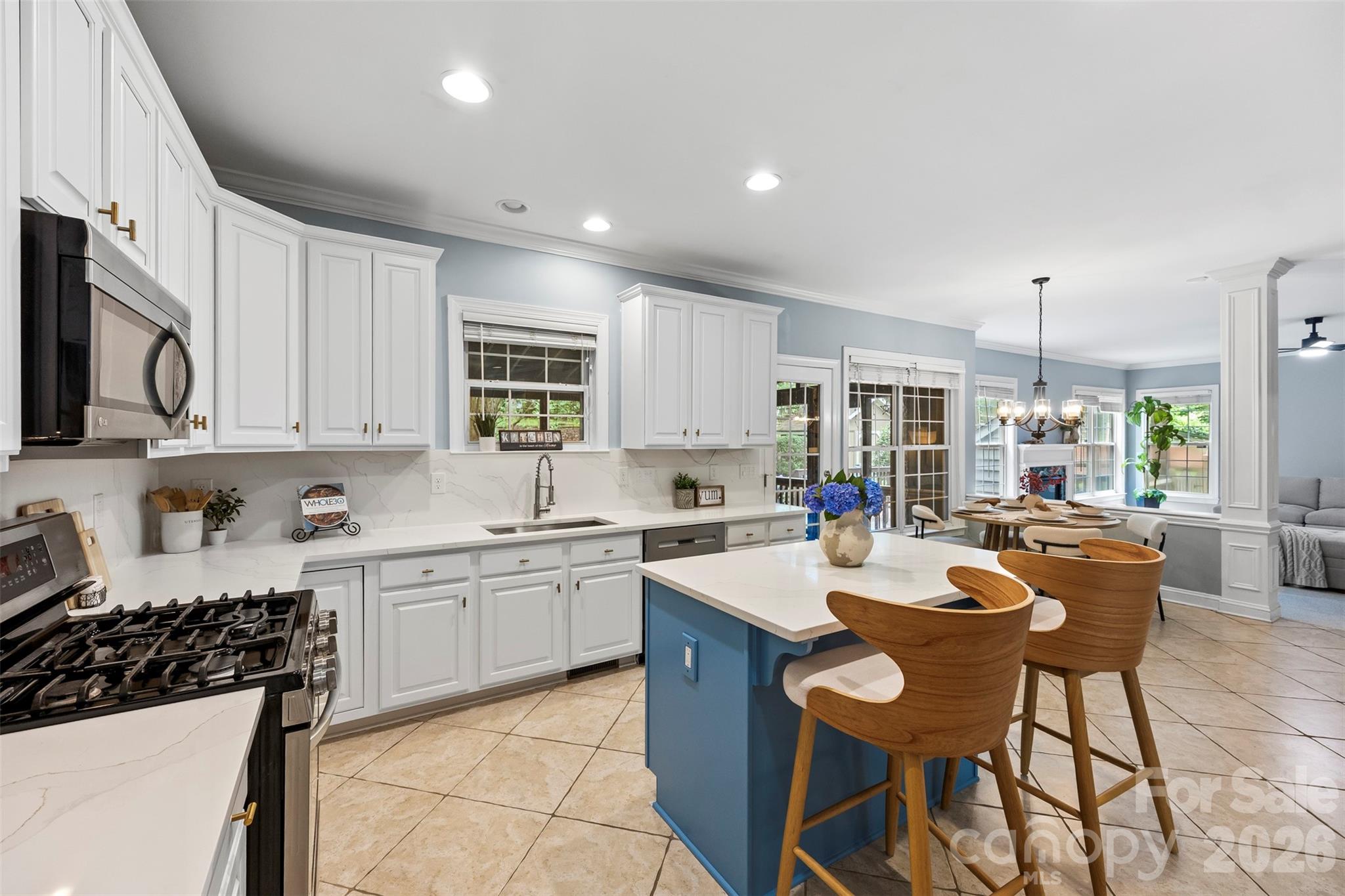 2832 Shady Reach Lane — Charlotte