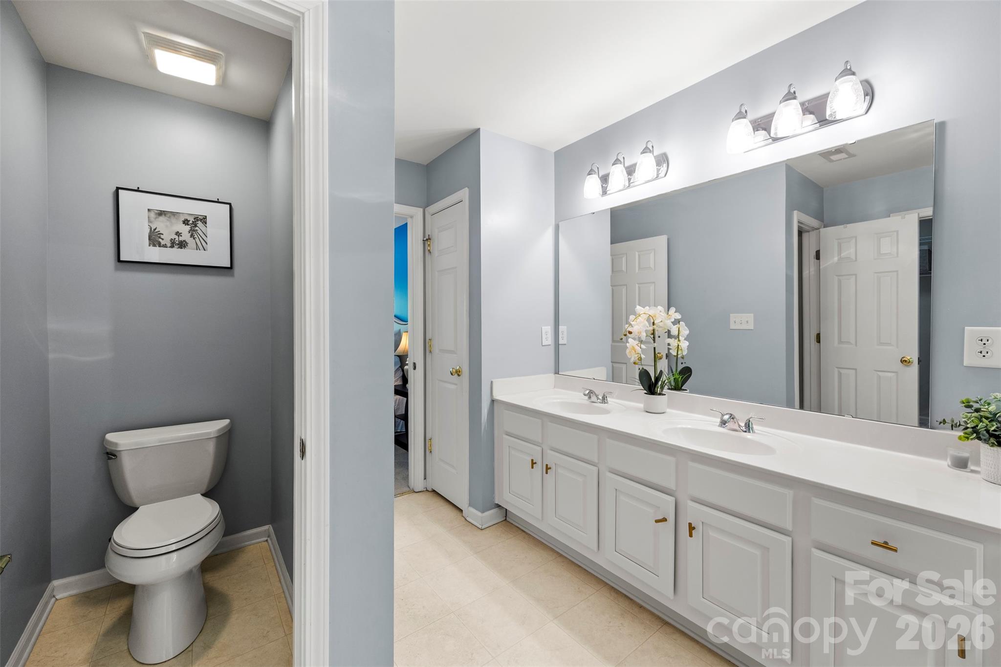 2832 Shady Reach Lane — Charlotte